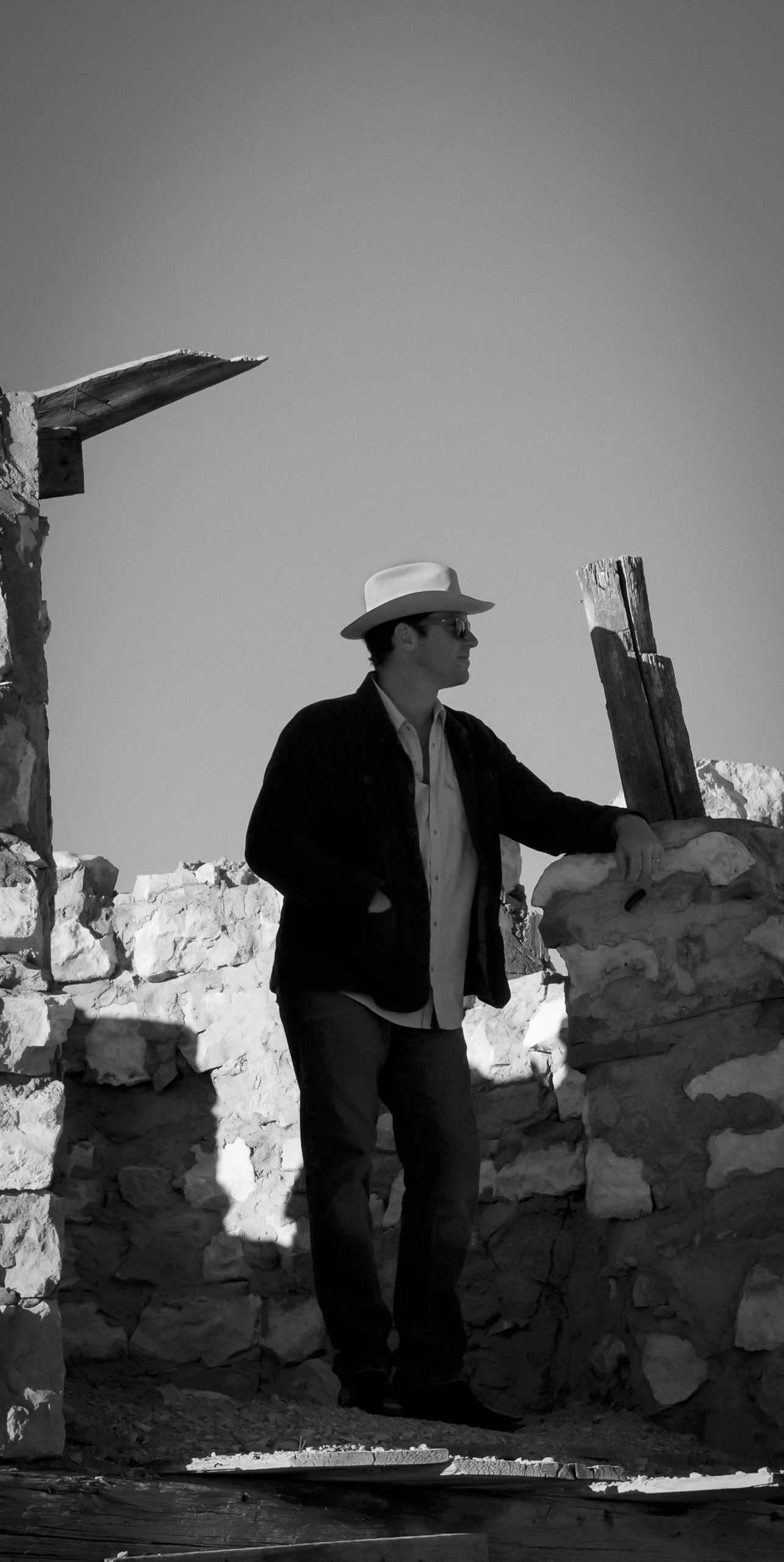 Sutton-James-Papanikolas-musician-flagstaff-two-guns-commercial-photography05.jpg