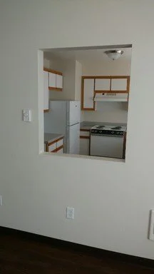 217 Kitchen.jpg