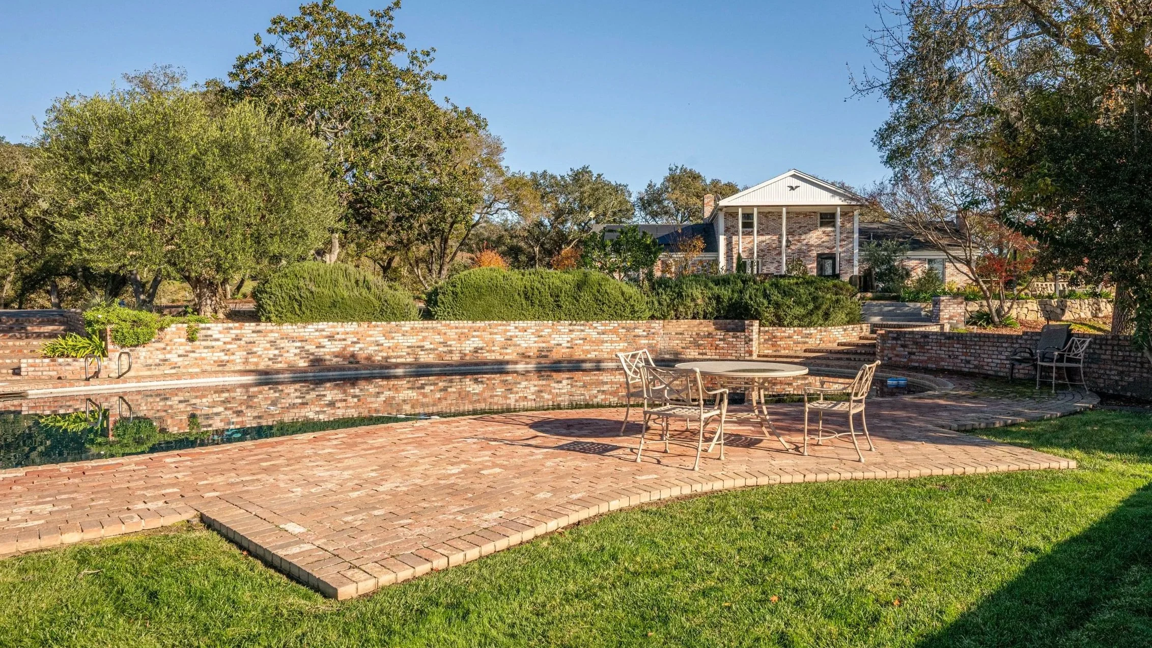 What Makes a Retaining Wall Last in Sonoma, Napa, and Marin County