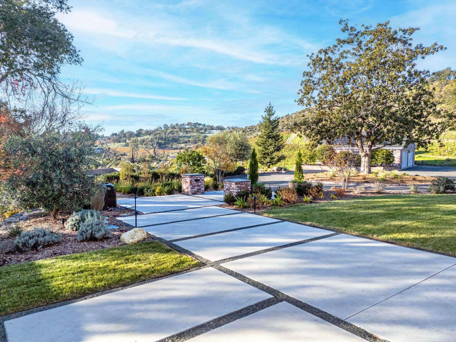Landscape design featuring fire elements for gathering spaces in Napa, CA