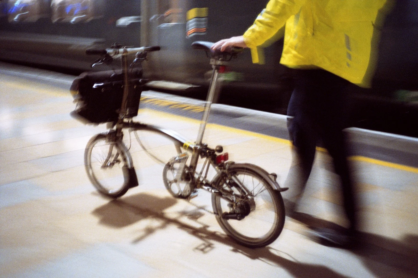 commute002(bike) copy.jpg