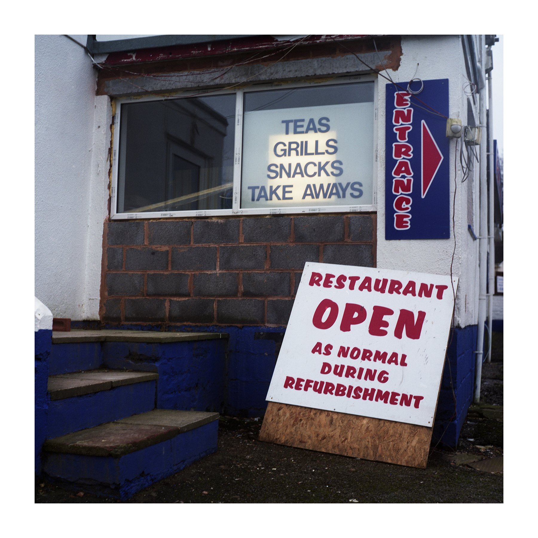 caferedwhiteblue04 copy.jpg