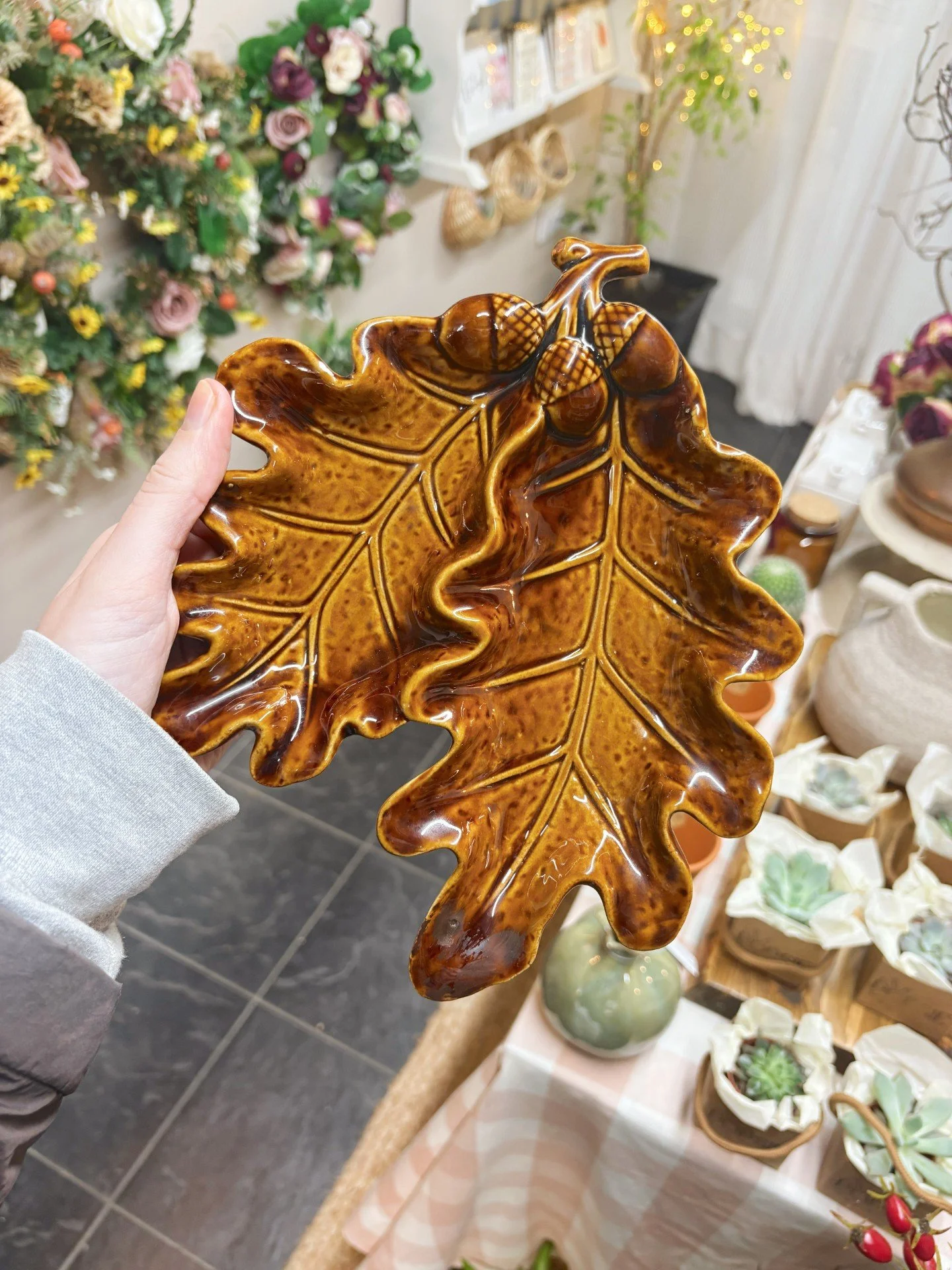 Acorn & Leaf Ceramic Dish