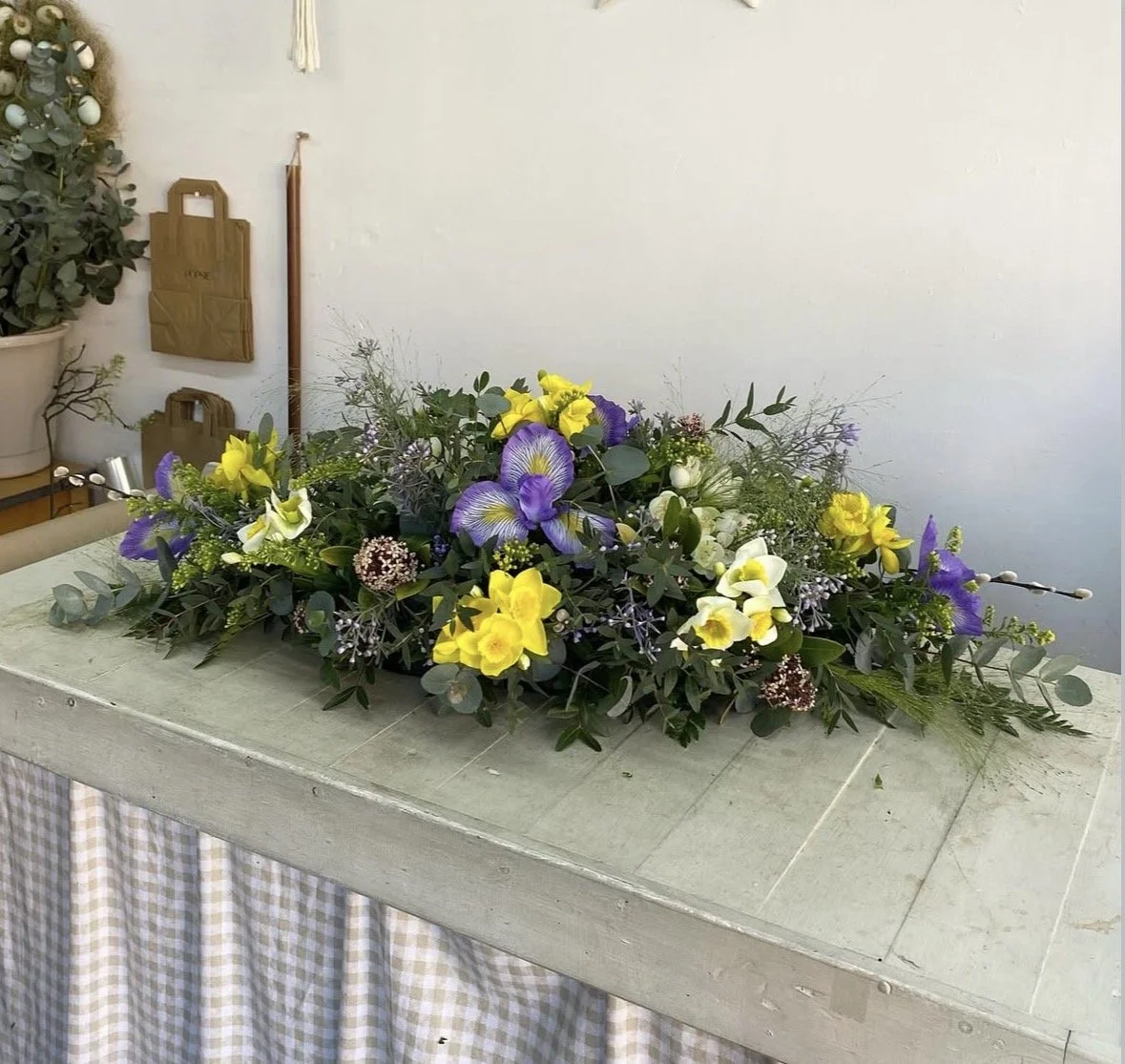 Coffin Spray. REAL FOLIAGE & ARTIFICIAL FLOWERS. Available in any colour.