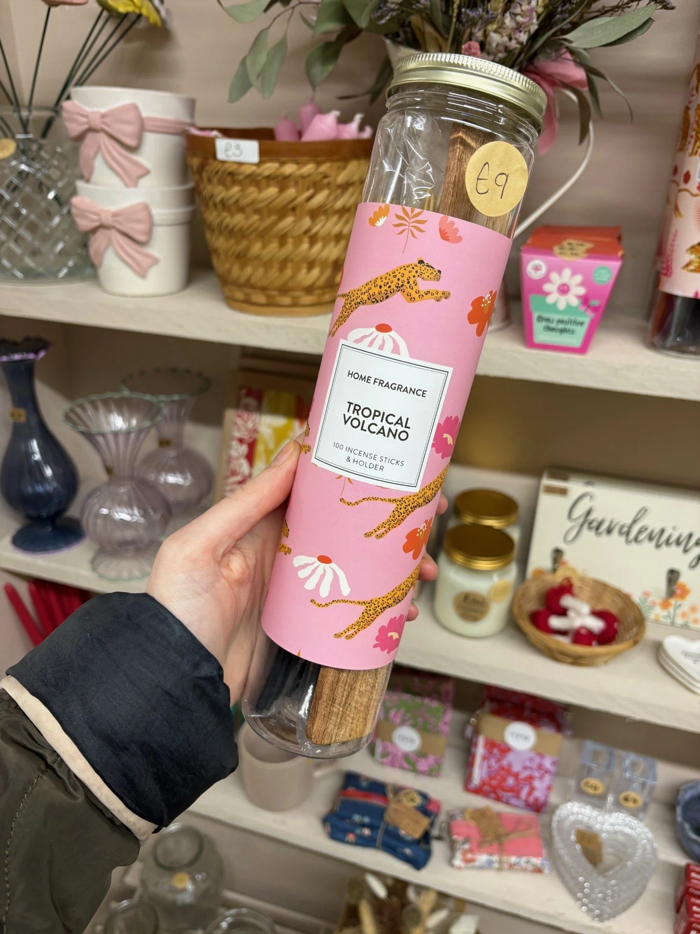 Tropical Volcano 100 Incense Sticks & Holder