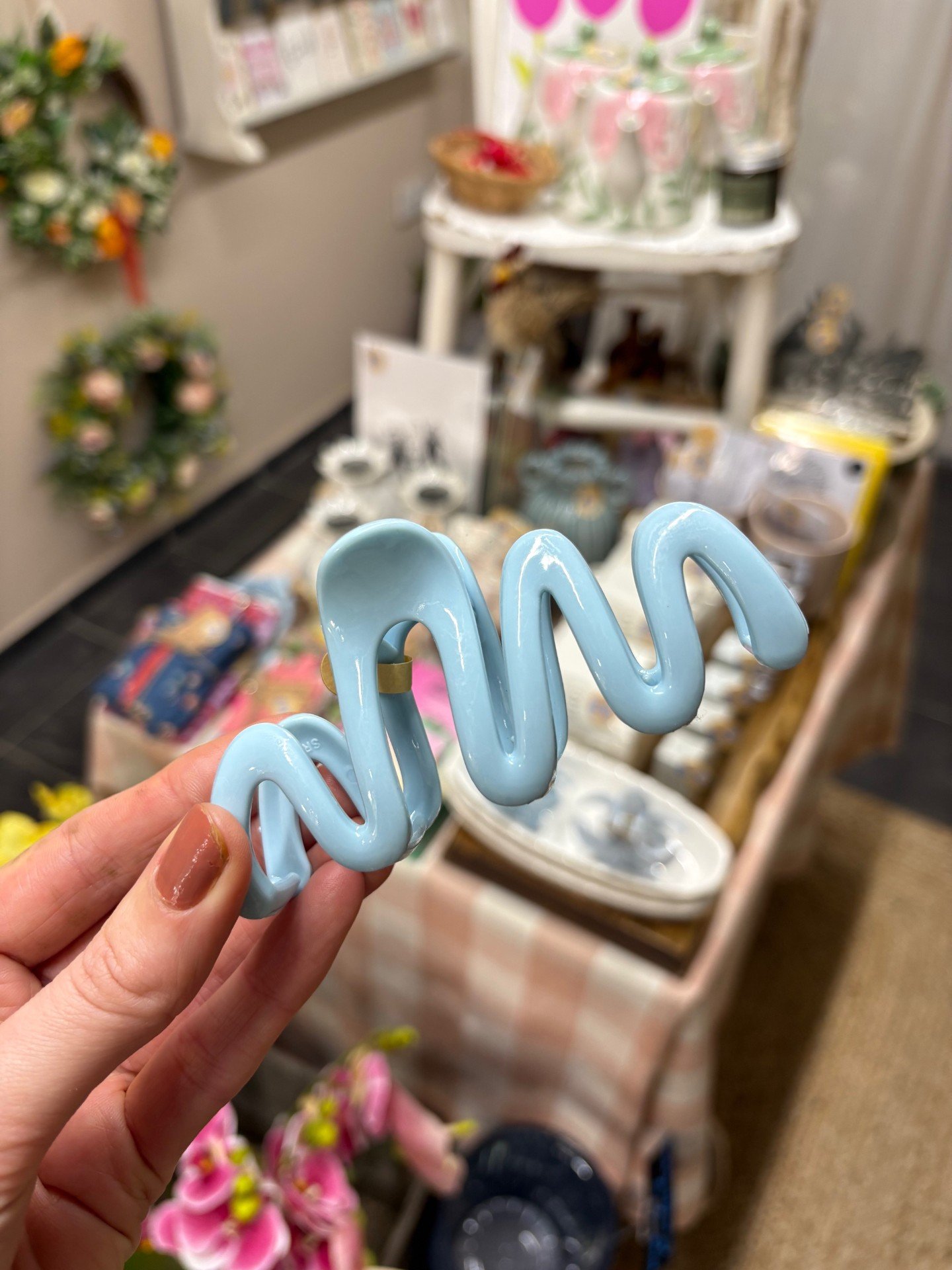 Light Blue Squiggle Claw Clip