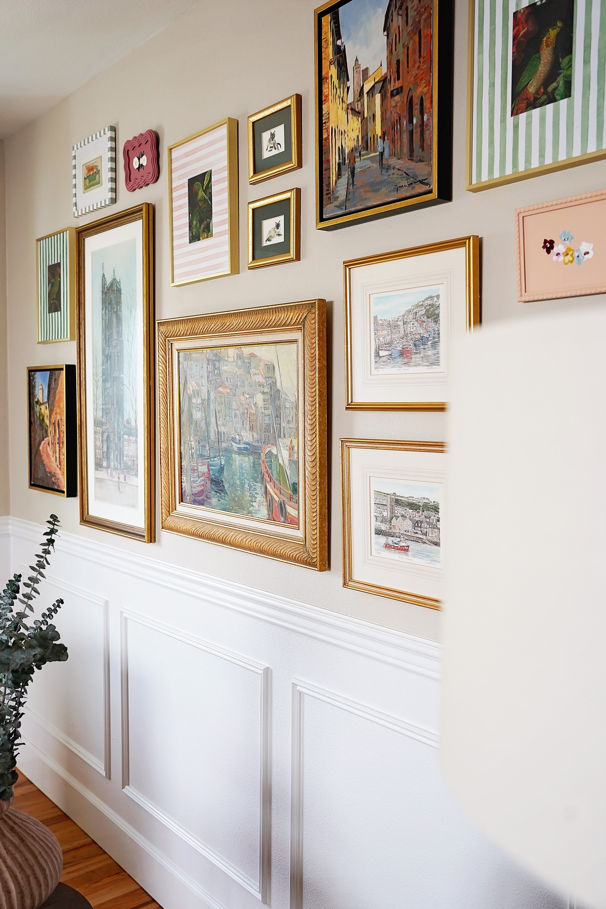 Creating Your Perfect Gallery Art Wall: A Step-by-Step Guide With Unique Tips
