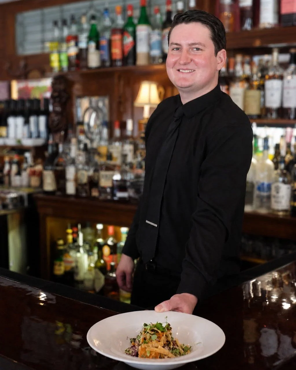 Cooler weather has a way of making a glass of wine, a plate of something delicious and good company feel even more inviting.

Join us tonight for Local Thursday at the Wine Bar with live music by Gordon Vincent, 2-for-1 oysters, 25% off bottles of wi