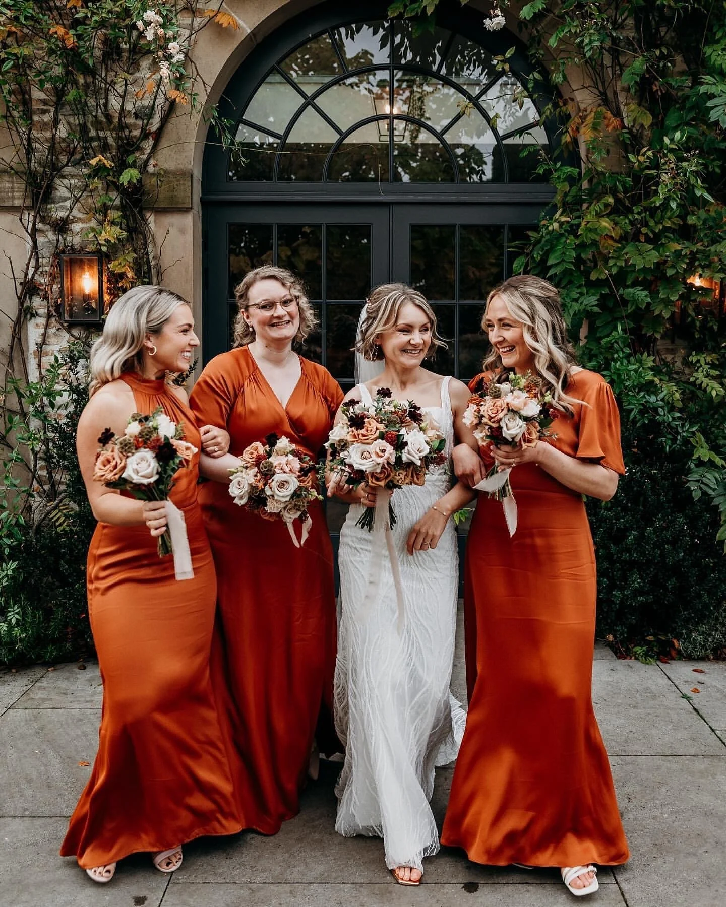 Autumn Bride Vibes 🧡 One year on 🧡

Still feeling all the crisp, golden, swoon-worthy feels from Lisa&rsquo;s beautiful day at @middletonlodge 🍂✨

Falling in love all over again with her bridal prep &mdash; the glow, the calm, the joy.

Happy firs