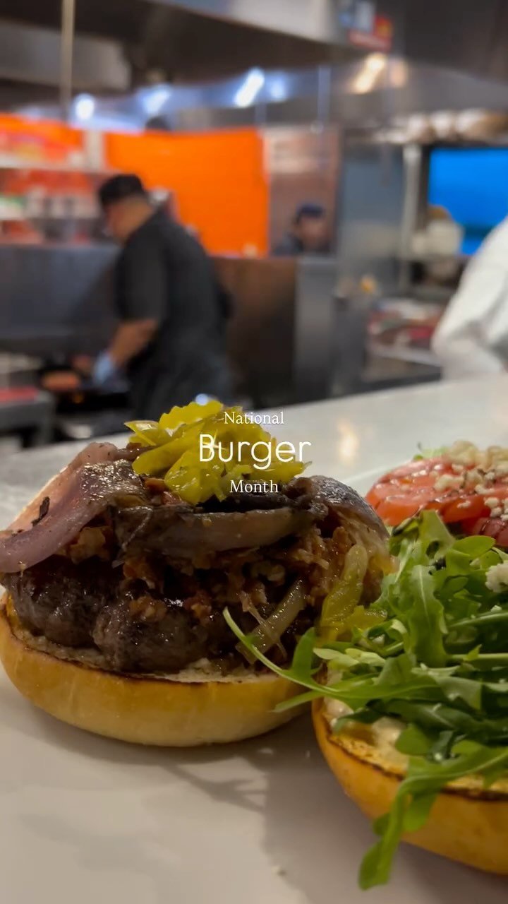 🍔 May is National Burger Month—and we’re celebrating the WildFin way.
Meet our Dinner House Burger: a bold blend of savory bacon-onion jam, rich Cambozola cheese, seared tomato and tangy pickles. Finished with arugula, balsamic g