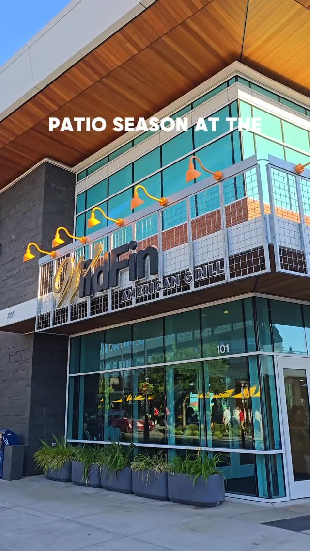 Patio season is great—but on the Vancouver Waterfront, it’s unbeatable. ☀️🍹😎
📸: @wander.with.vanessa
@thewaterfrontvancouver
@grantstreetpier
#VancouverWa #VisitVancouverWA #summersips #patioseason #clarkcountywa #vanwa
