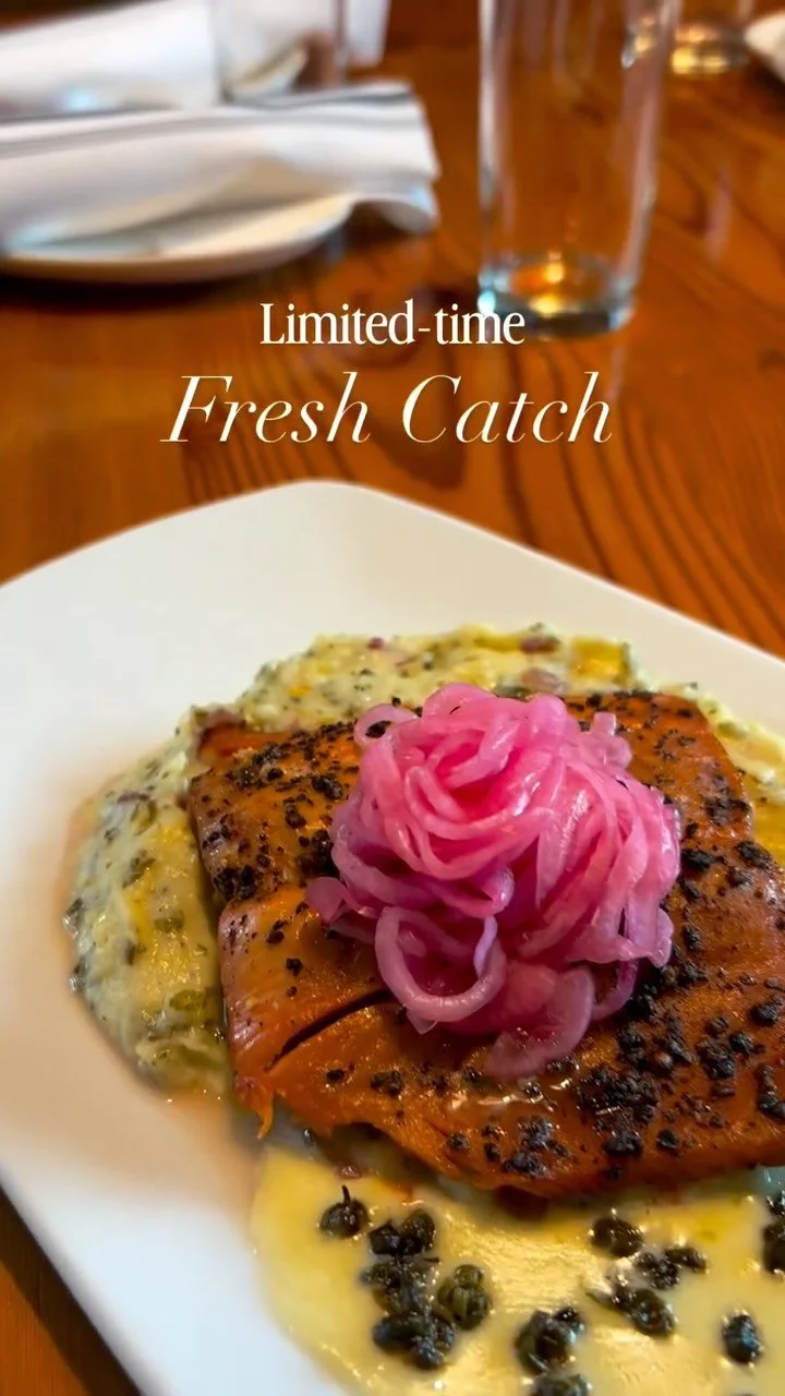 🔥 Fresh catch alert! 🔥
Our Honey Peppercorn Wild Coho has arrived, and it’s sure to impress. 🌊
Peppercorn-crusted wild Coho salmon, brined in a smoky-sweet marinade, served with lemon-herbed mashed potatoes, green beans, pickled red onions