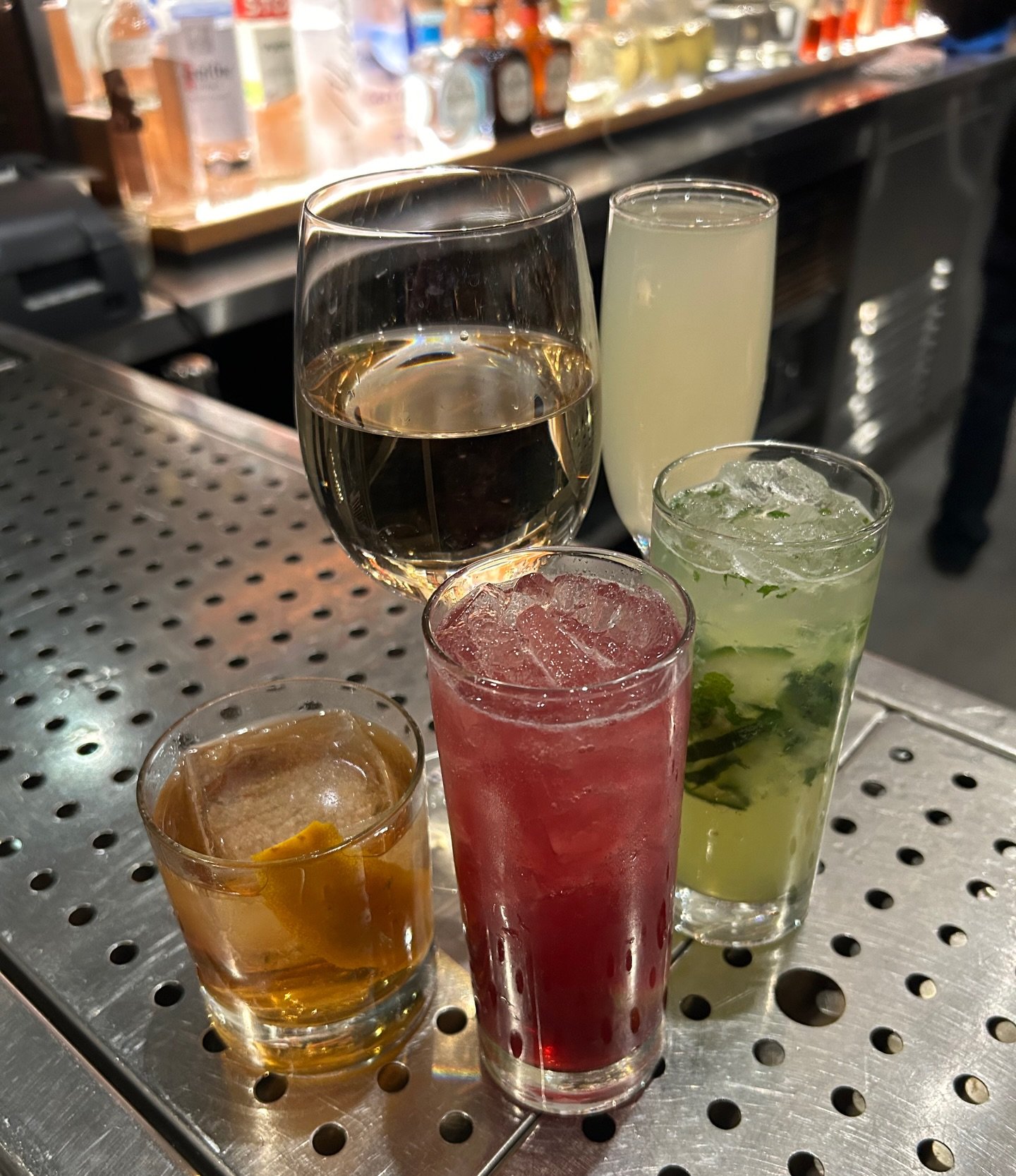 Dry January? Non-alcoholic doesn&rsquo;t mean boring! We even carry N/A craft beer. 

Can you guess which two of these drinks are non-alcoholic? 

#dryjanuary #mocktail #nonalcoholic #nabeverages #zeroproof