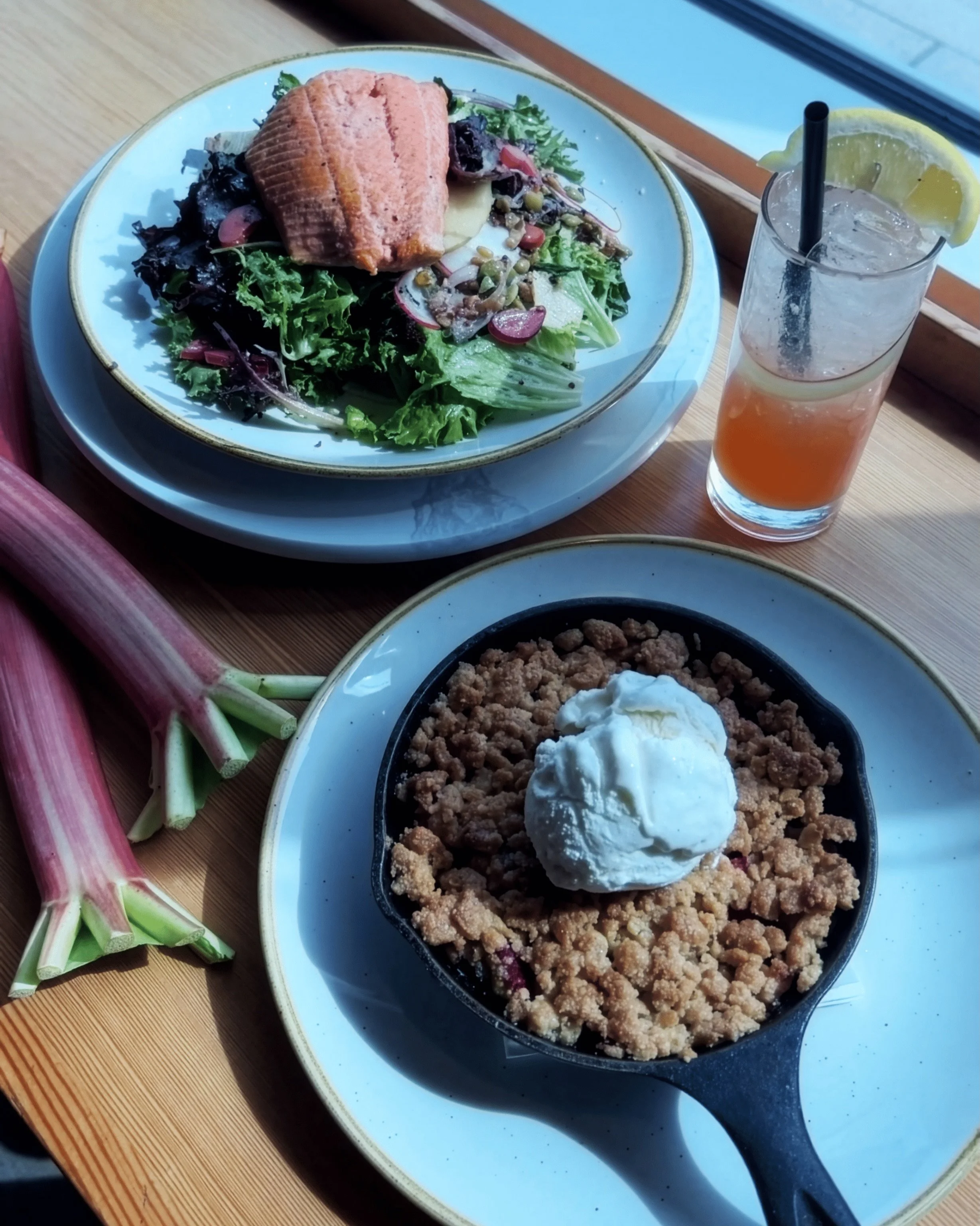 🌱 Which one of our new spring rhubarb dishes are you trying first?

.
.
.

#rhubarbseason #locallygrown #pointruston #vancouverwaterfront #seattlerestaurants