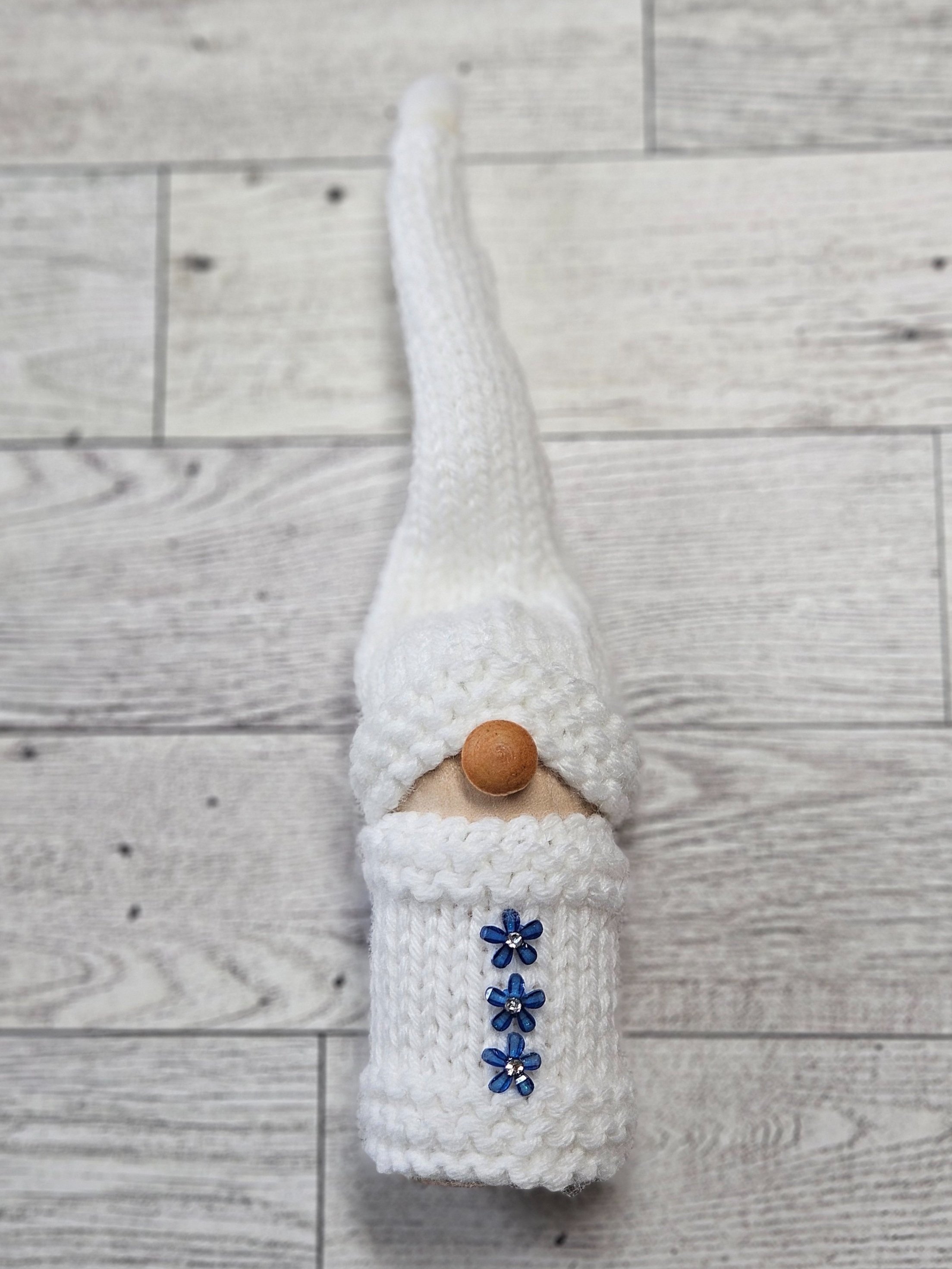 White Blue Button Betty