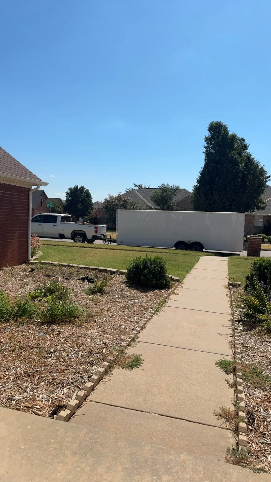  Side walk and landscape 