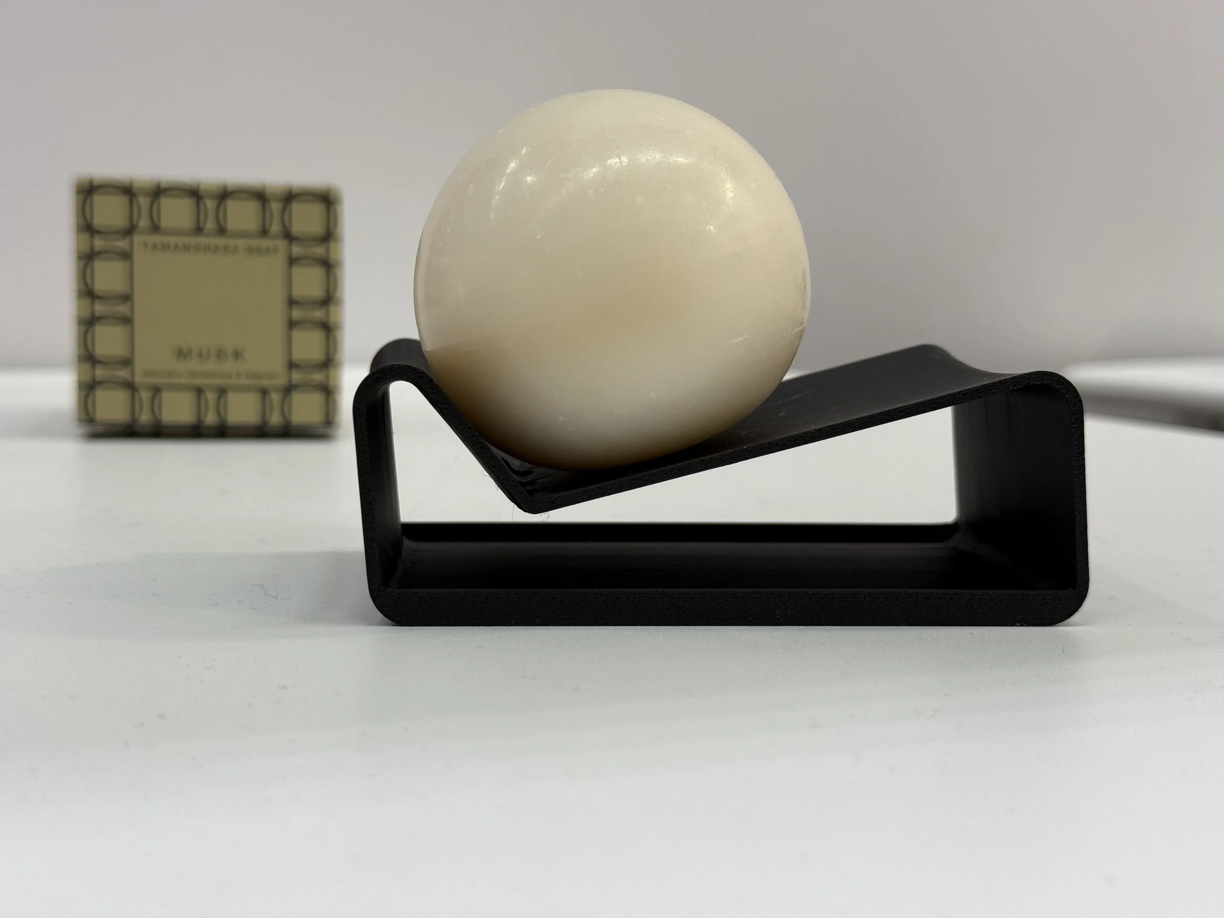 A6 Soap Dish: The thoughtfully designed soap dish for your bathroom