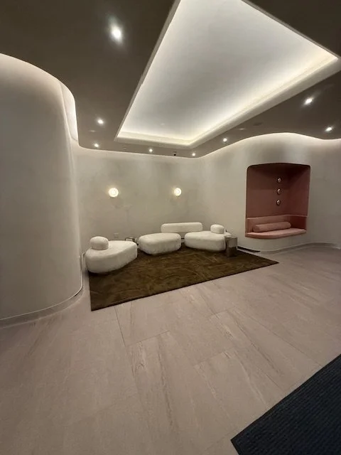 lobby1.jpeg