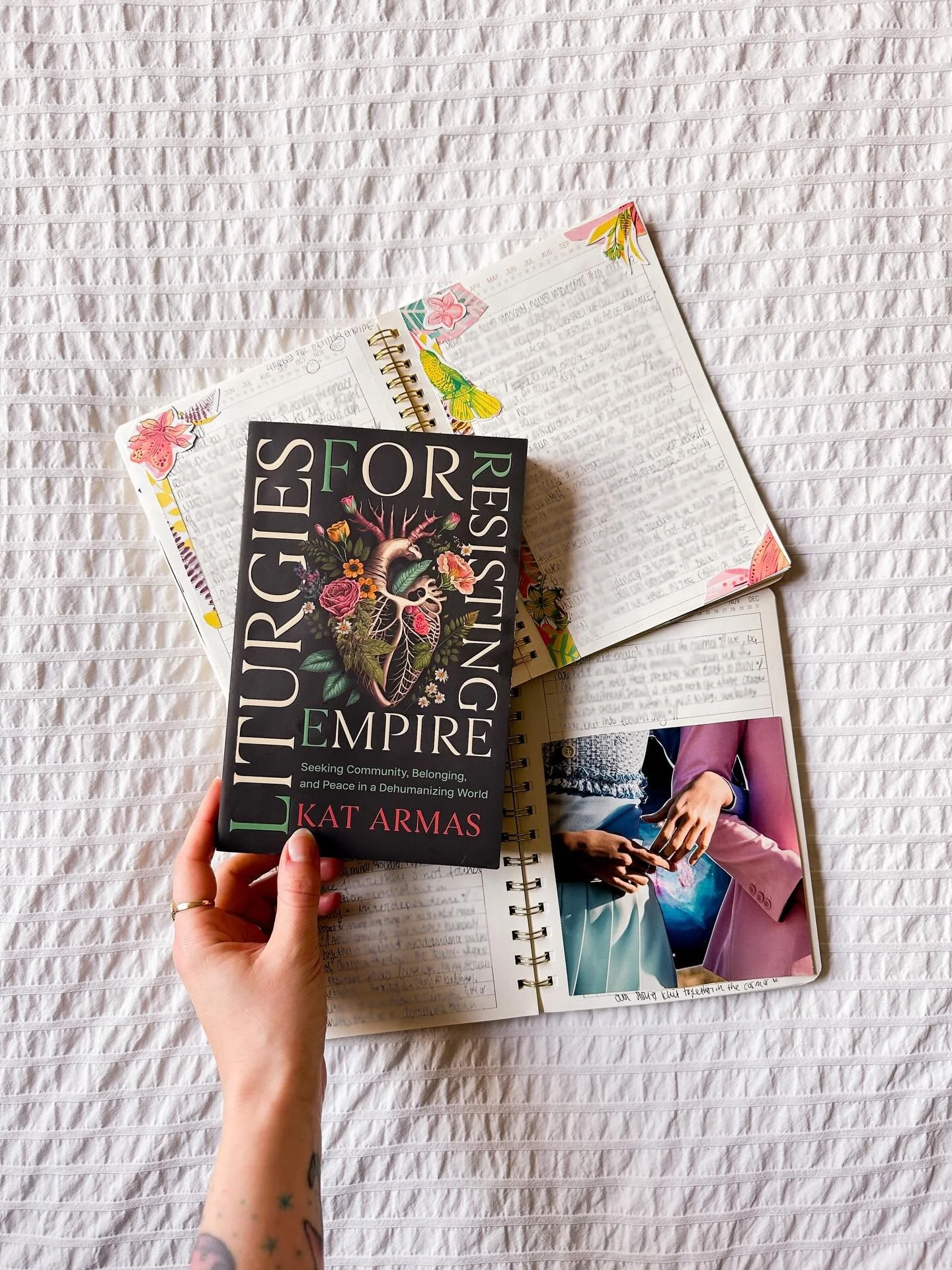 Last week I finished my slow, intentional mornings with Liturgies for Resisting Empire by @kat_armas 📖👇

When she spoke about this book @gracepointetn last year, I was overjoyed to be able to get my hands on a copy of her book. As I was working my 