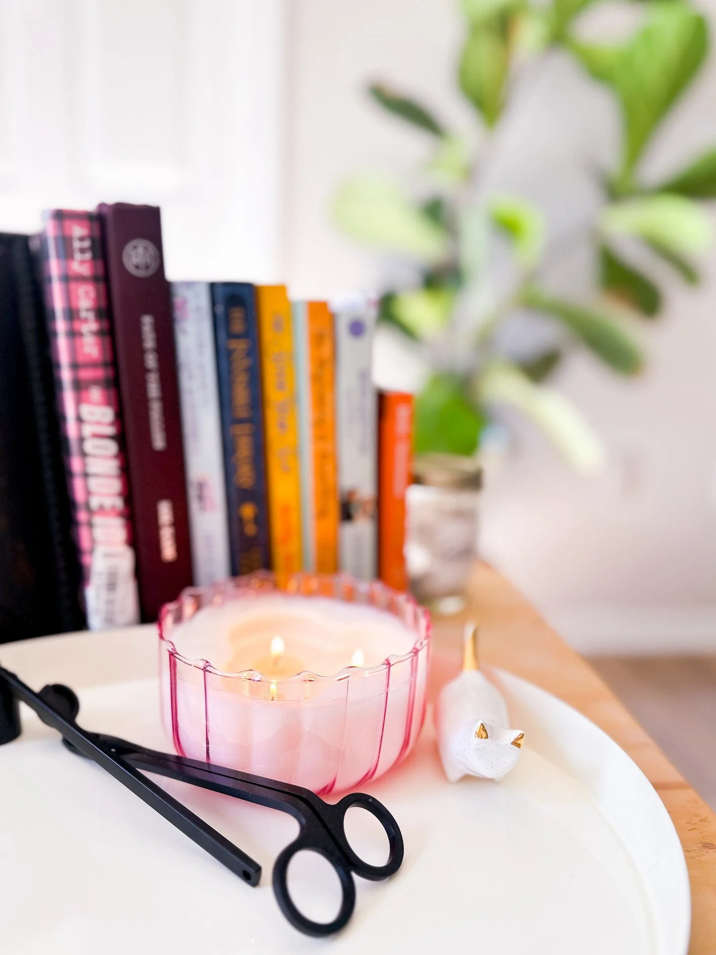 🌞 MONDAY MORNING REMINDER 🌞

Whimsy, joy, enchantment, the little bits of and pieces of things that make life feel magical, are all points of connection to God 👇

We've been made for beauty by the one who created beauty itself! We've been made for