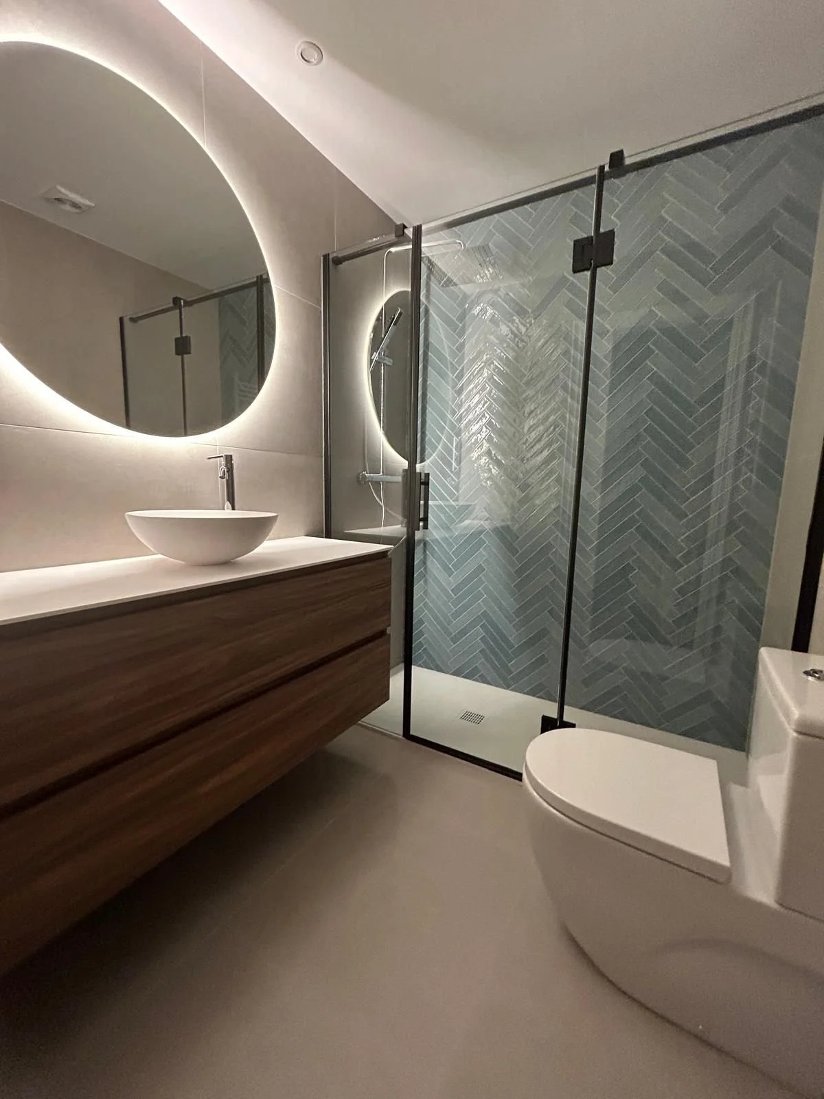 Renovated modern bathroom.jpeg