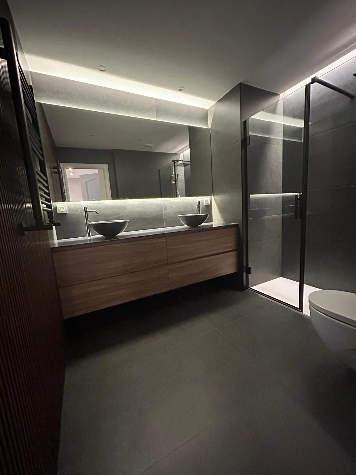 Modern black bathroom light.jpeg