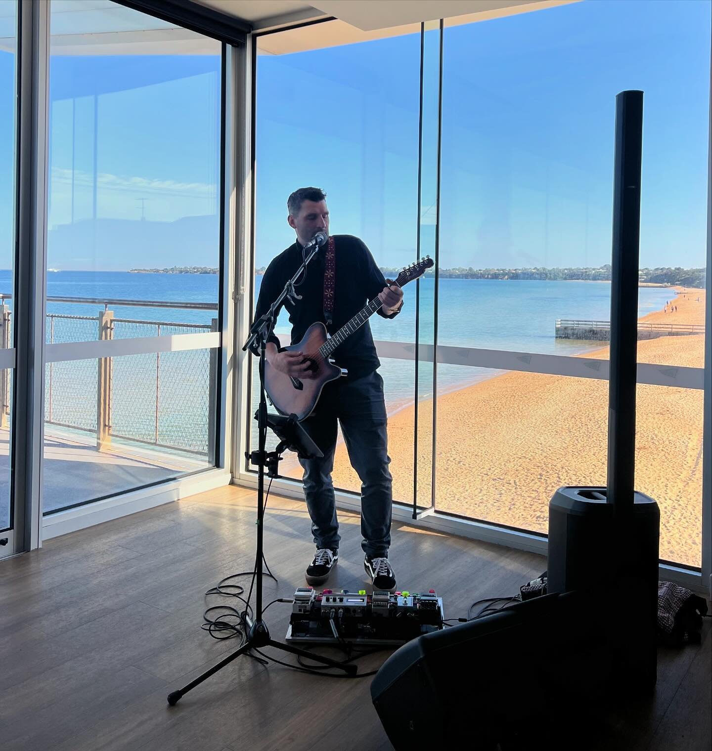 Perfect back drop for a lovely Sunday morning gig!!!