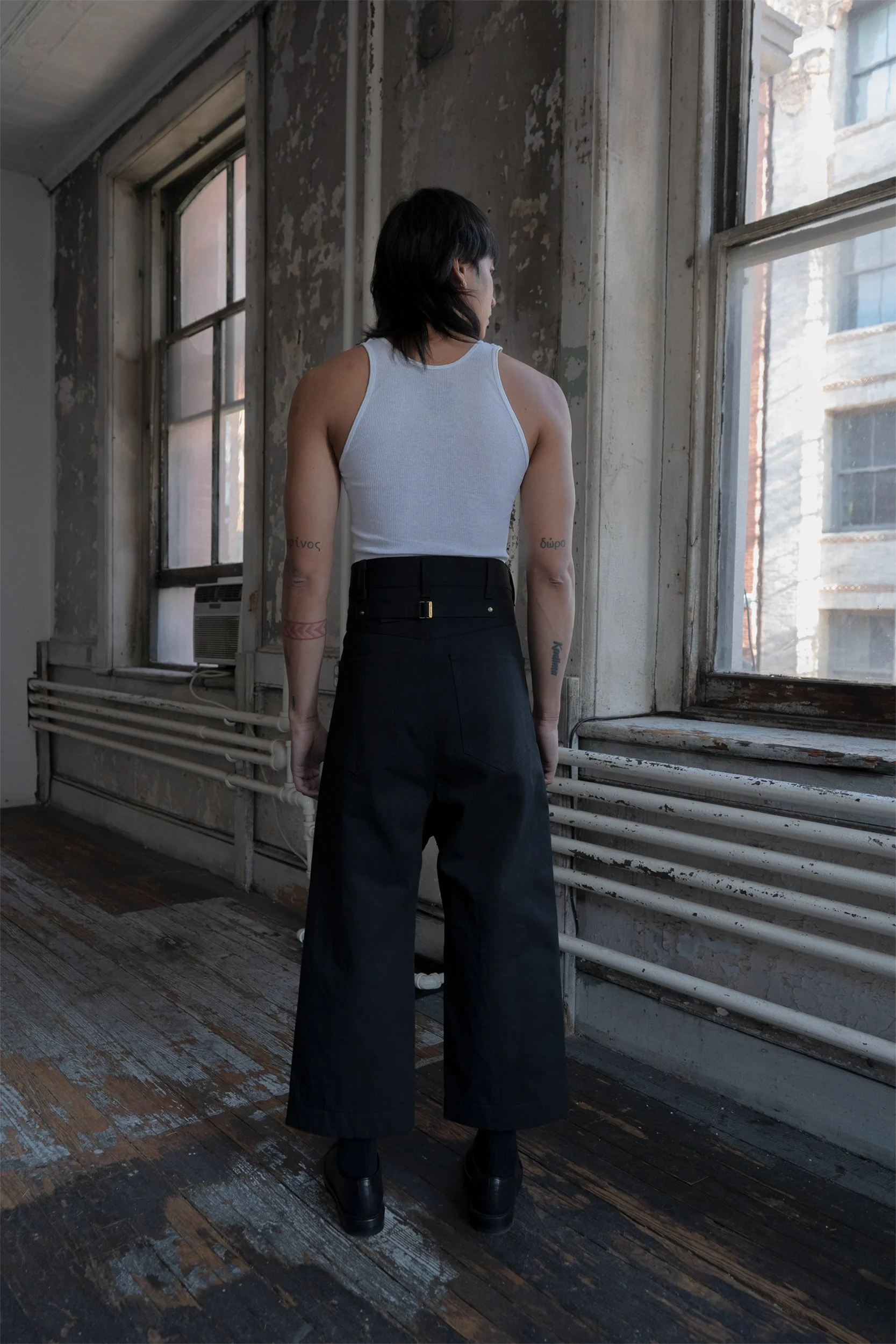 LOOK 2 BACK.jpg