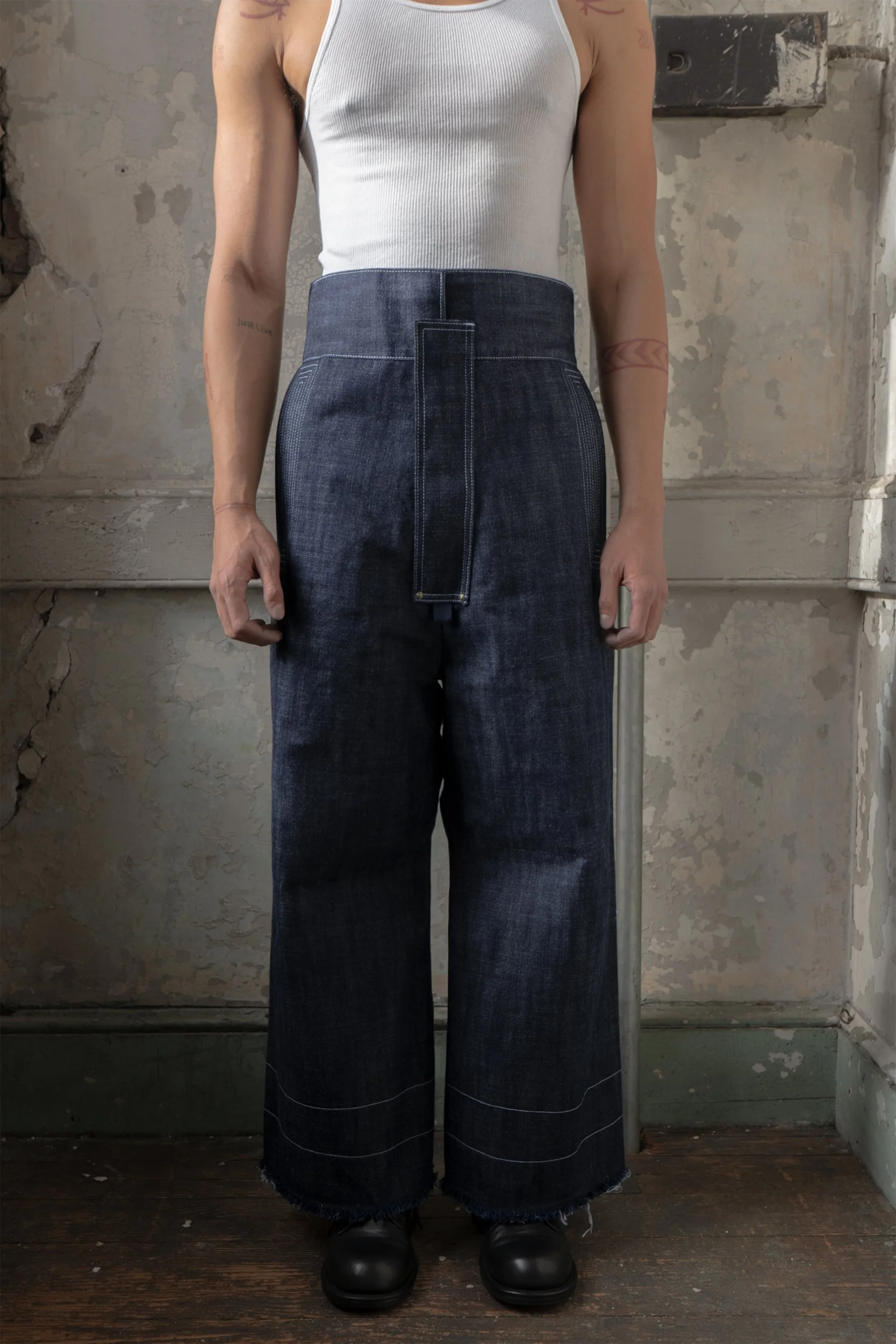 LOOK 6 FRONT.jpg