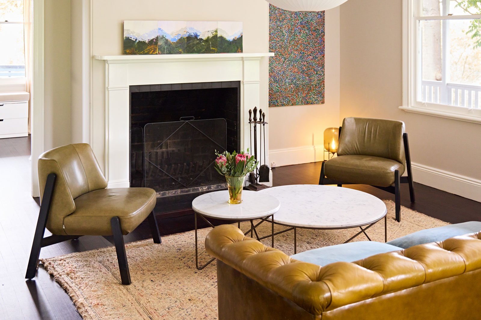 Also great by day, the living room is perfect for socialising or curling up with a book