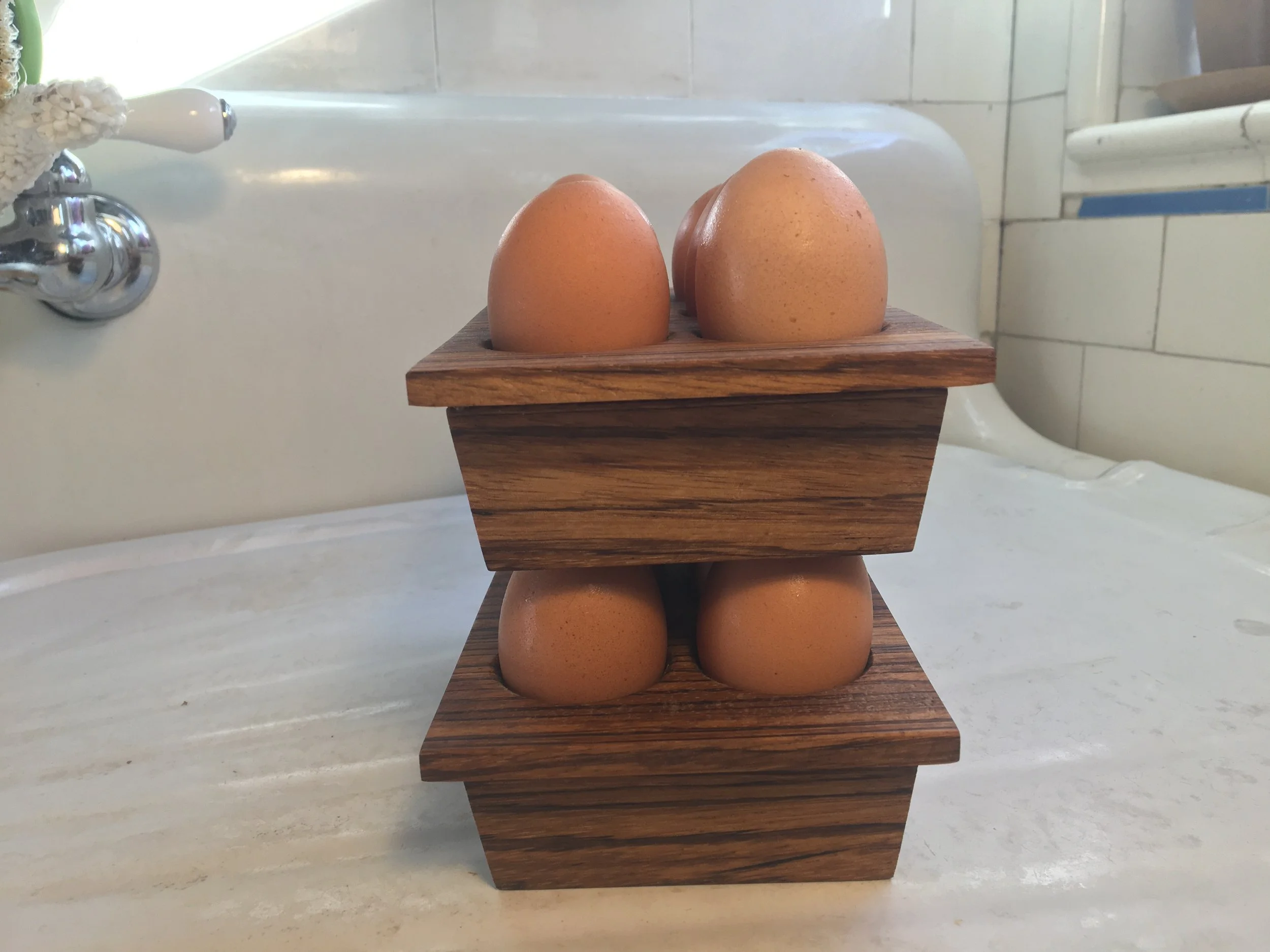 Stacking 6's w eggs end.JPG