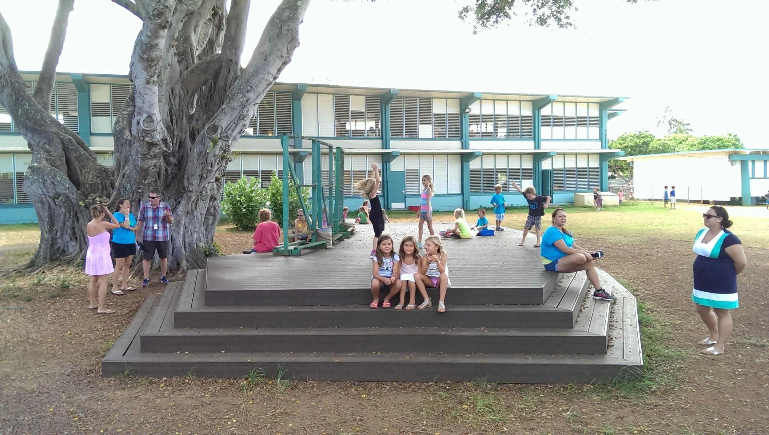 Lanikai Elementary Outdoor Stage
