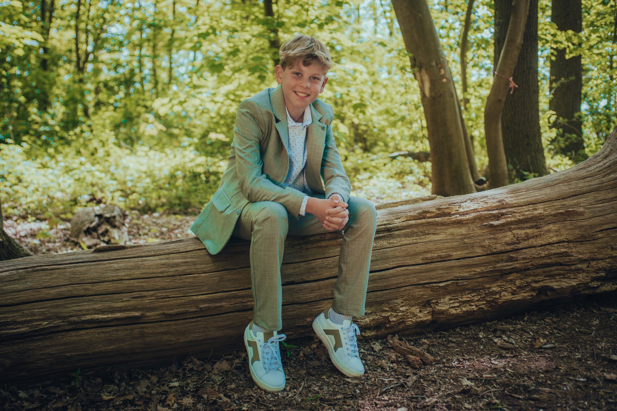 Tienersfotografie West-Vlaanderen – authentiek en stoer portret van een tiener byjanox jano 