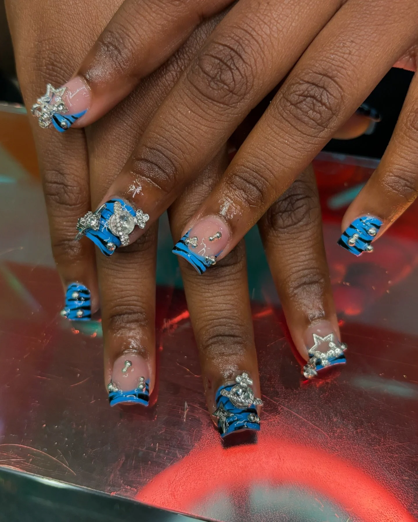 Blue zebra print ✨💕😩 

-
-
-
-
-

#jaxnailtech #nailtech #nails #duvalnails #duval #gelnails #acrylicnails #acrylicfillin #jaxnails