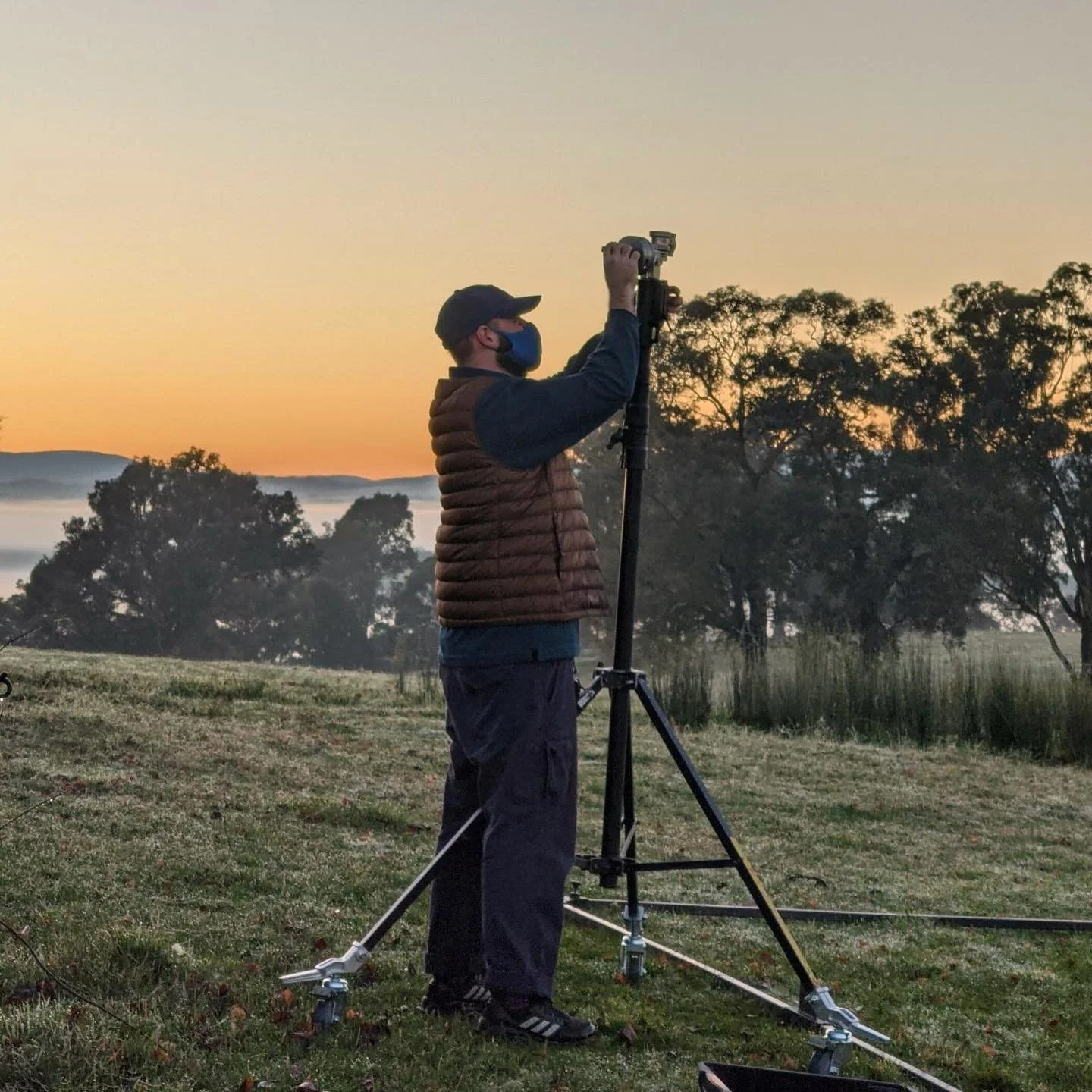 A bunch of good times and a bunch of great people 💡🌄