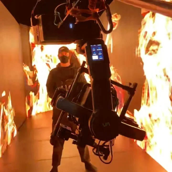 Always flames with @ryanfish_melbournelightrentals 🔥