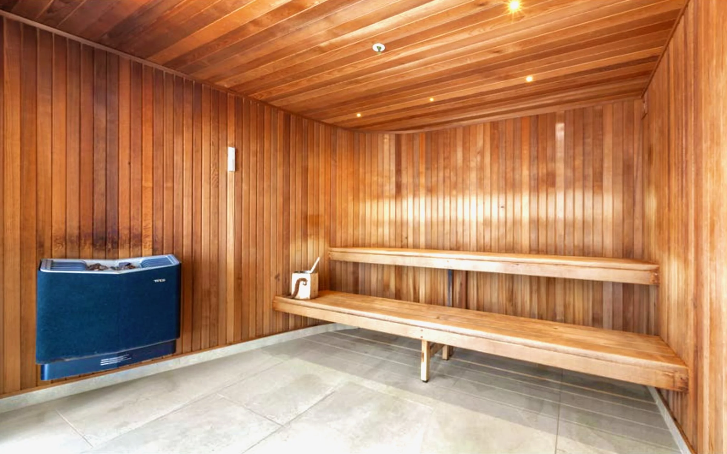 18 Sauna.jpeg