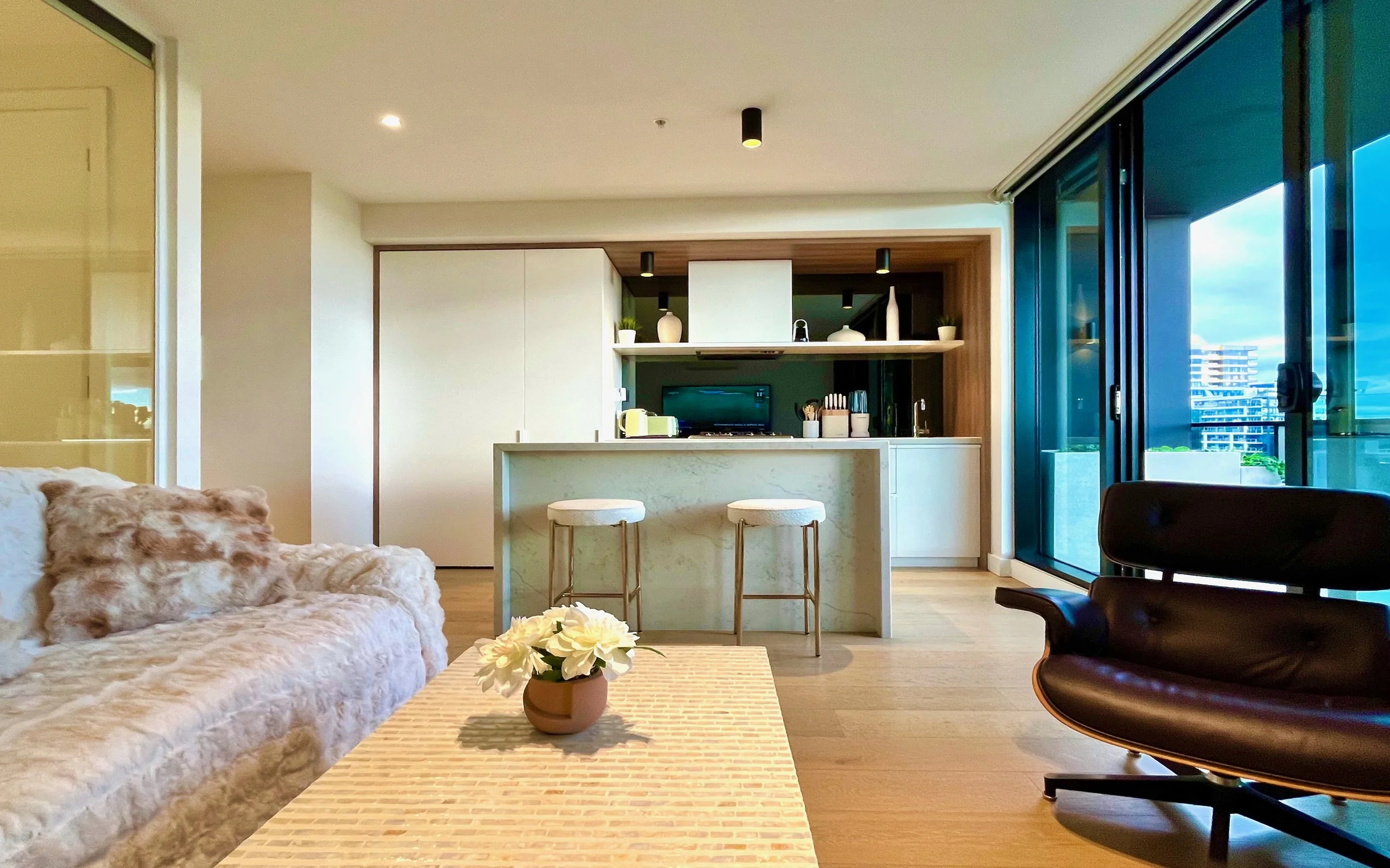 Lounge 2.jpeg