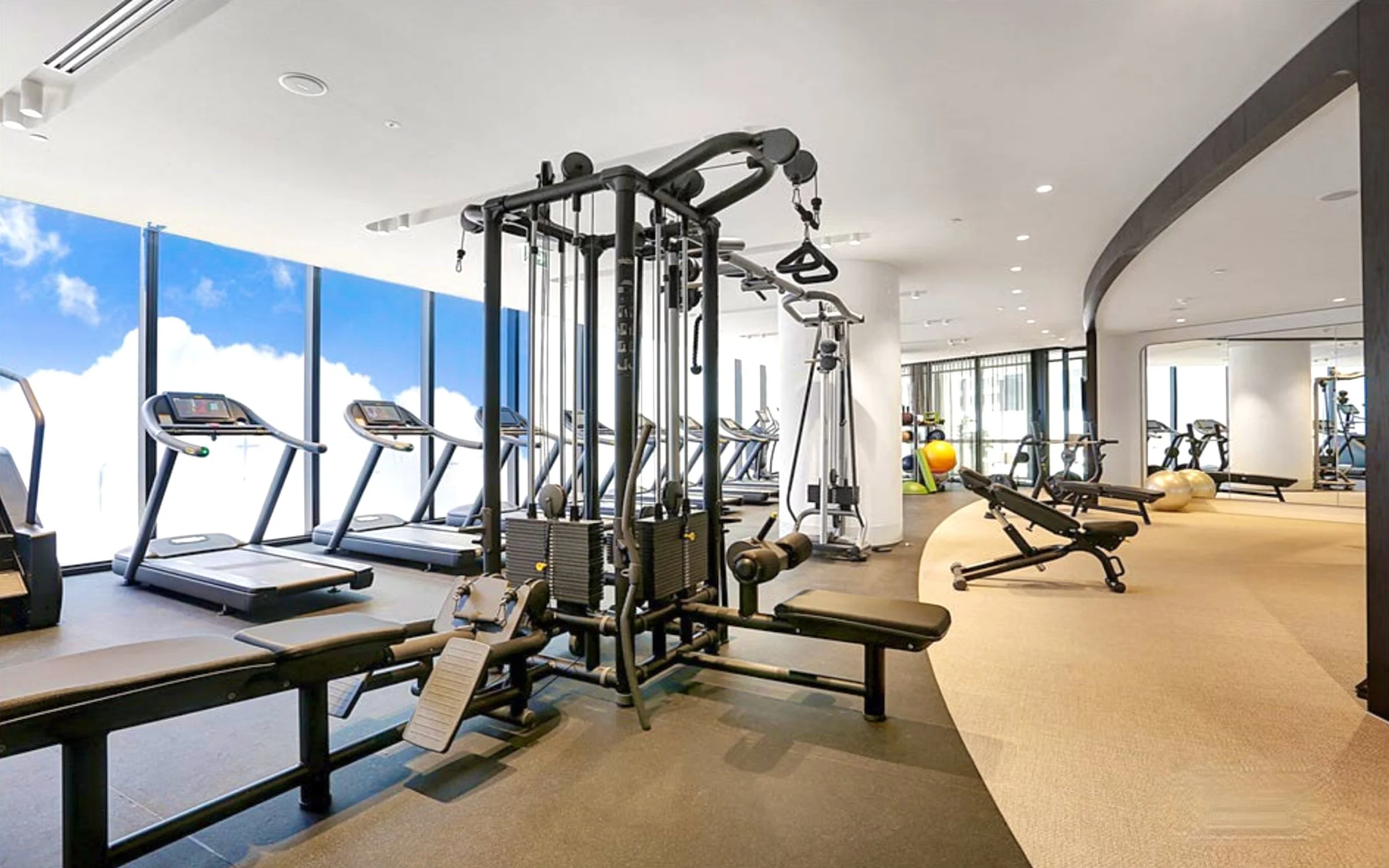 21 Gym2.jpeg