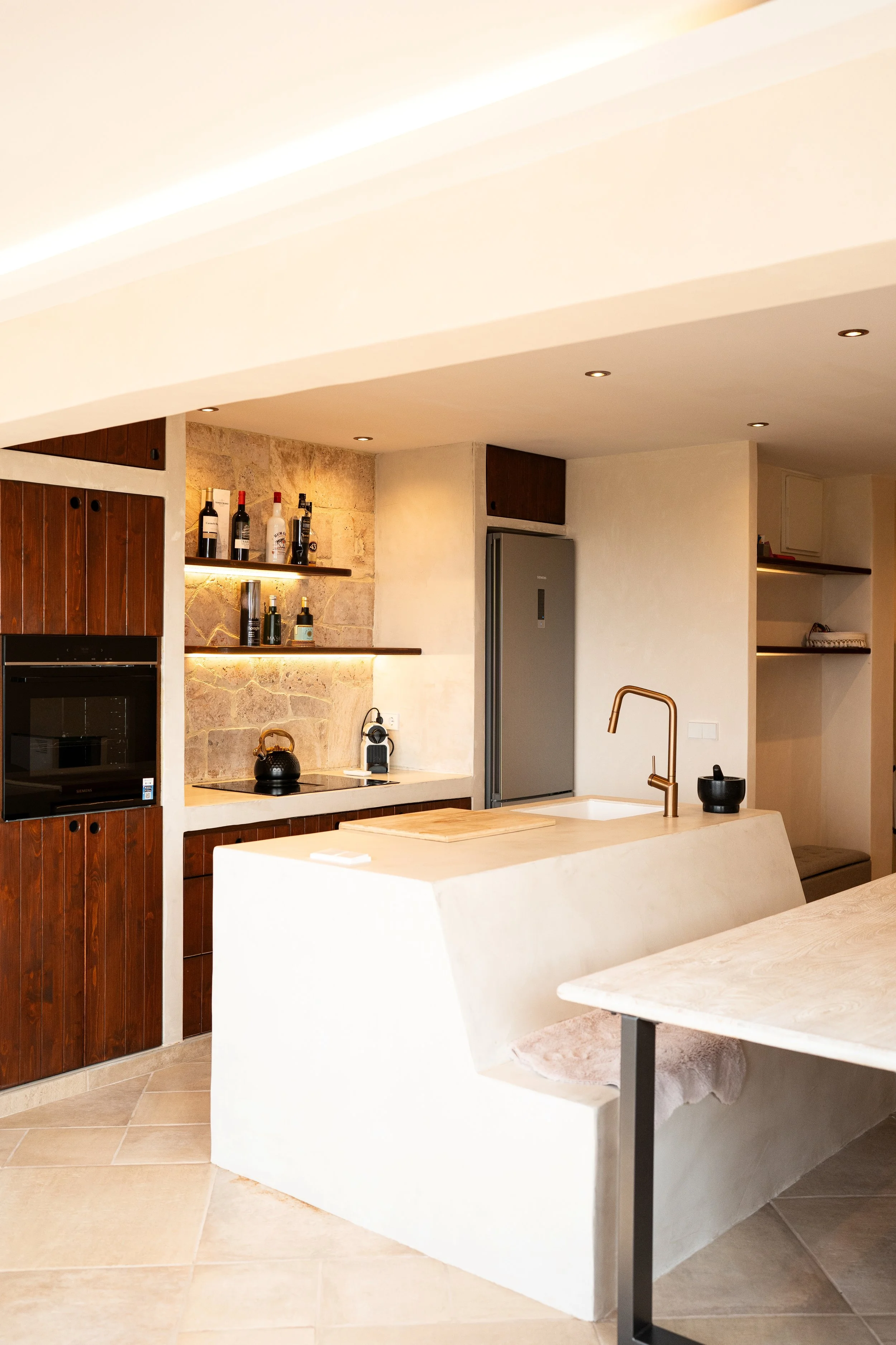 renovationcompletecostablanca.jpg