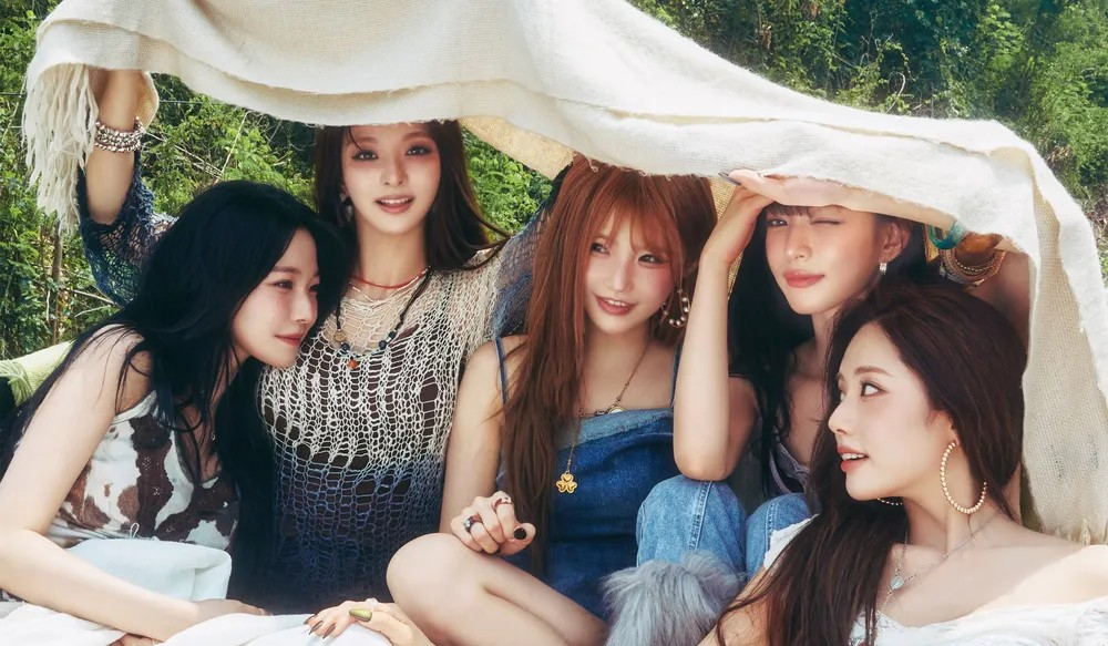 fromis_9 Returns with ‘LIKE YOU BETTER’ as Five-Member Group