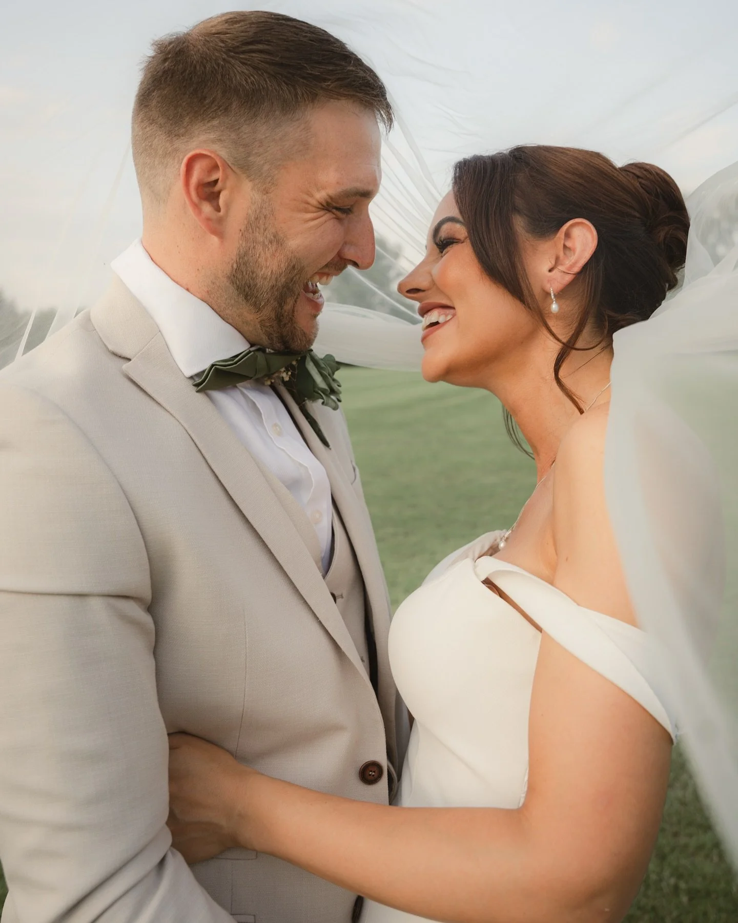 A wedding abroad or celebration at home? Why not both 🤷