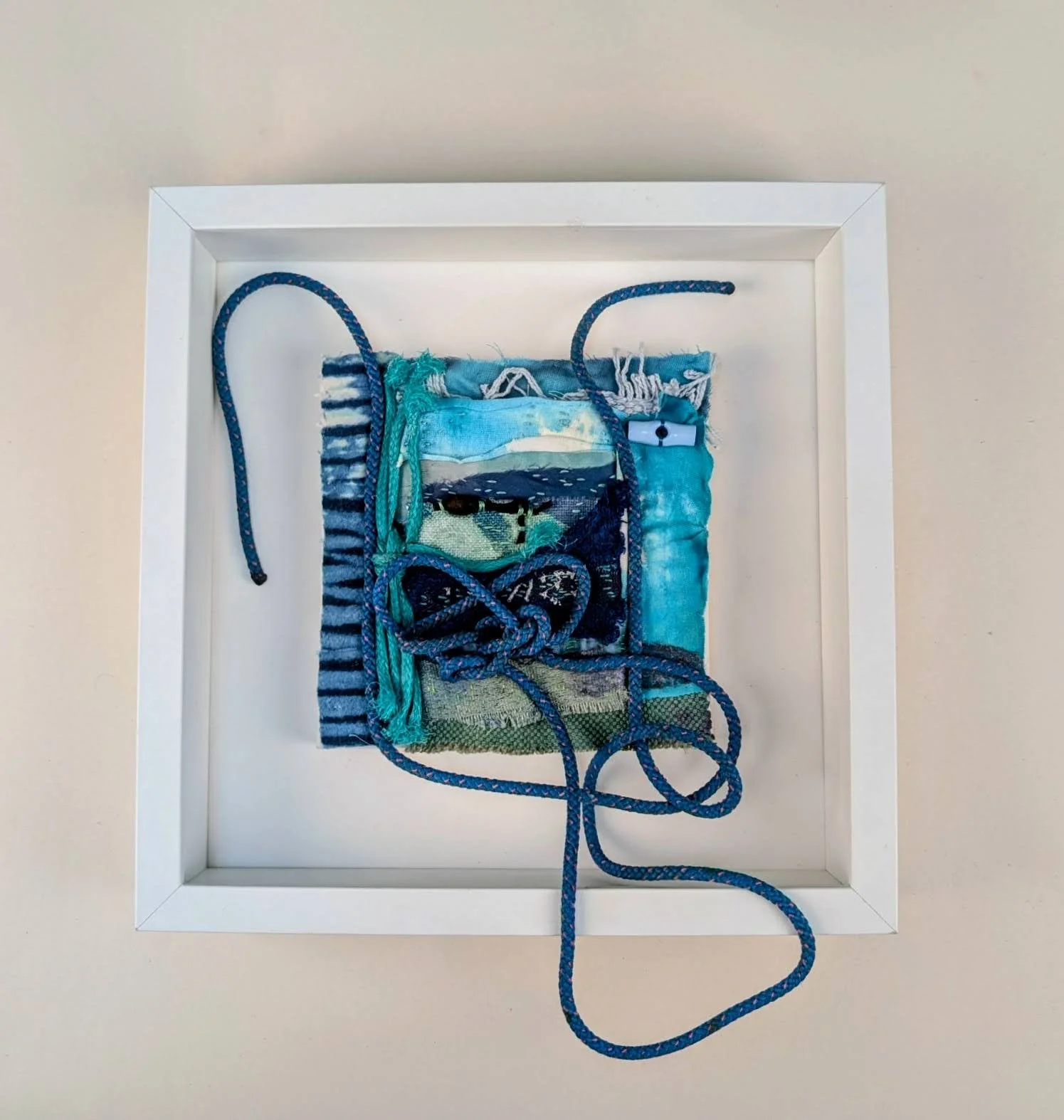 Different Depth         30cm x 30cm