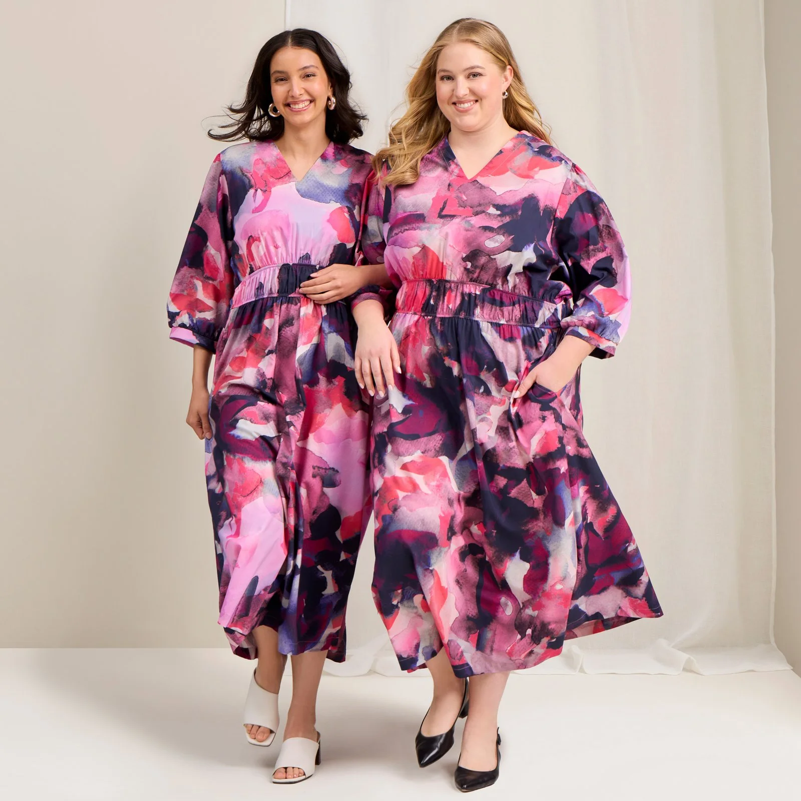 5A_NOSH_naiset_6005191_LUMOUS mekko_KO-270505_04.jpeg