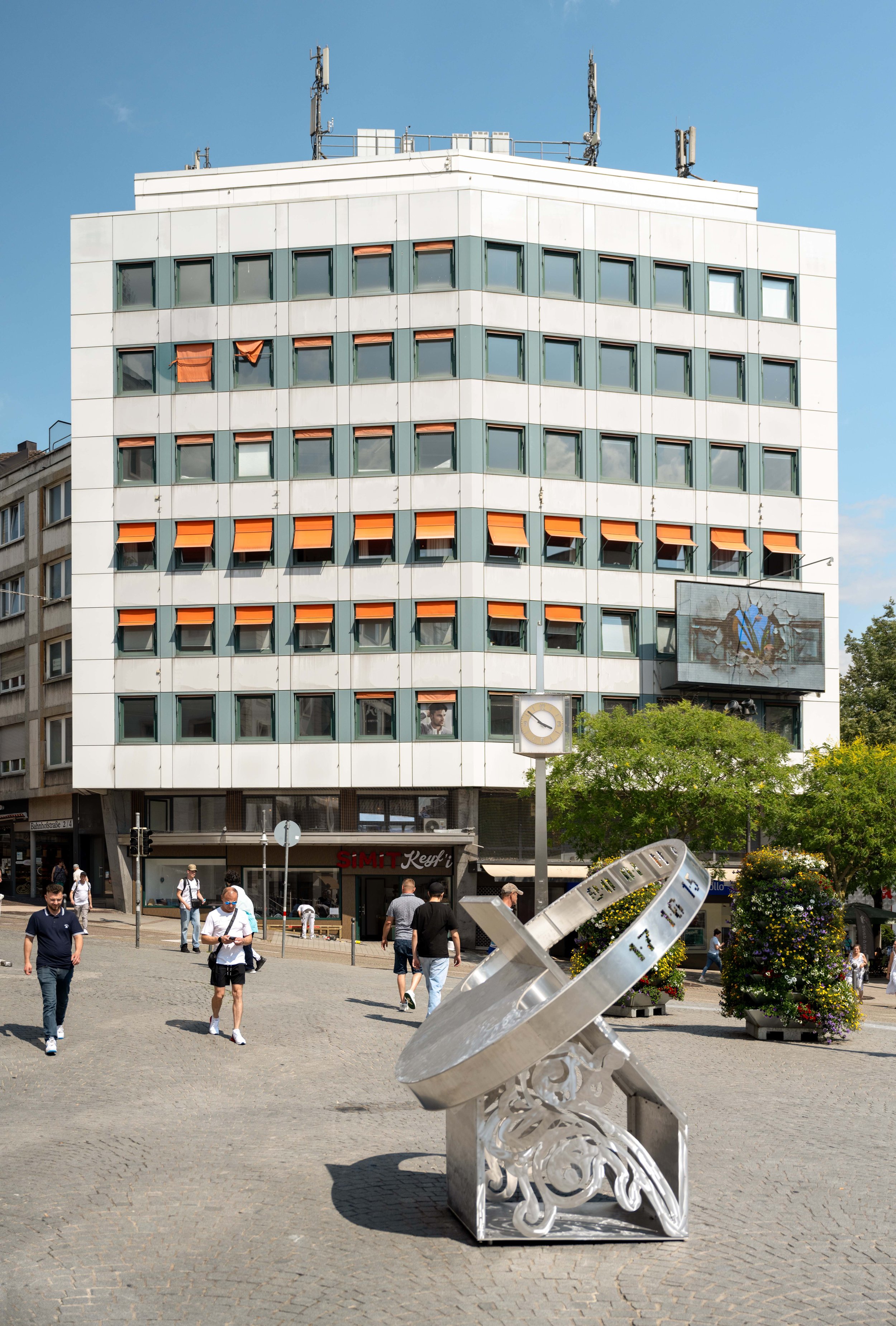 2. From Nine to Five, Public Sundials, by type designer Charlotte Rohde for clock tower producer PERROT GmbH & co. KG curated by Willem Schenk is developed especially on the occasion of Ornamenta 2024_Photo by Sander van Wettum HR.jpeg
