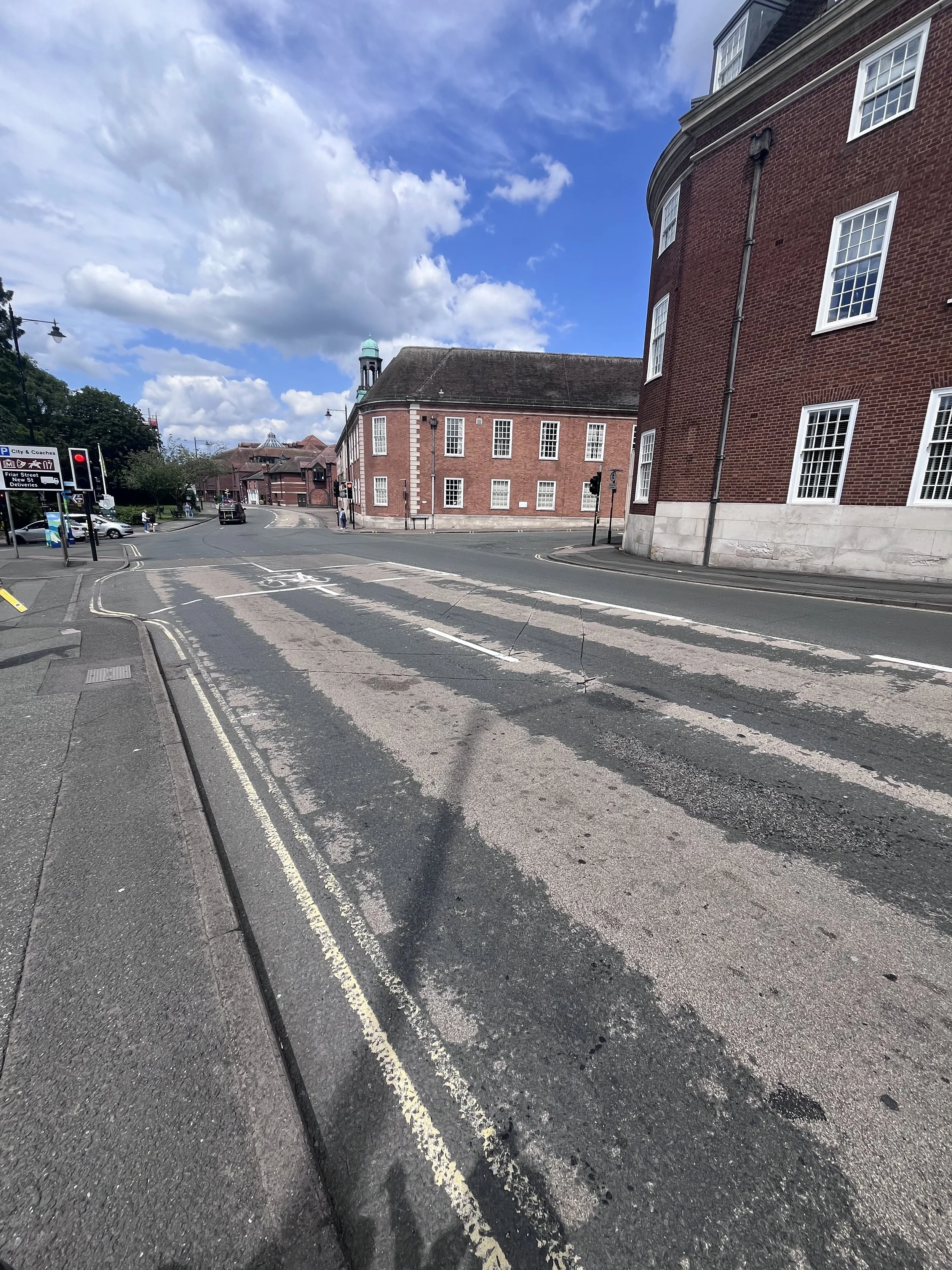 Traffic lights worn.jpeg