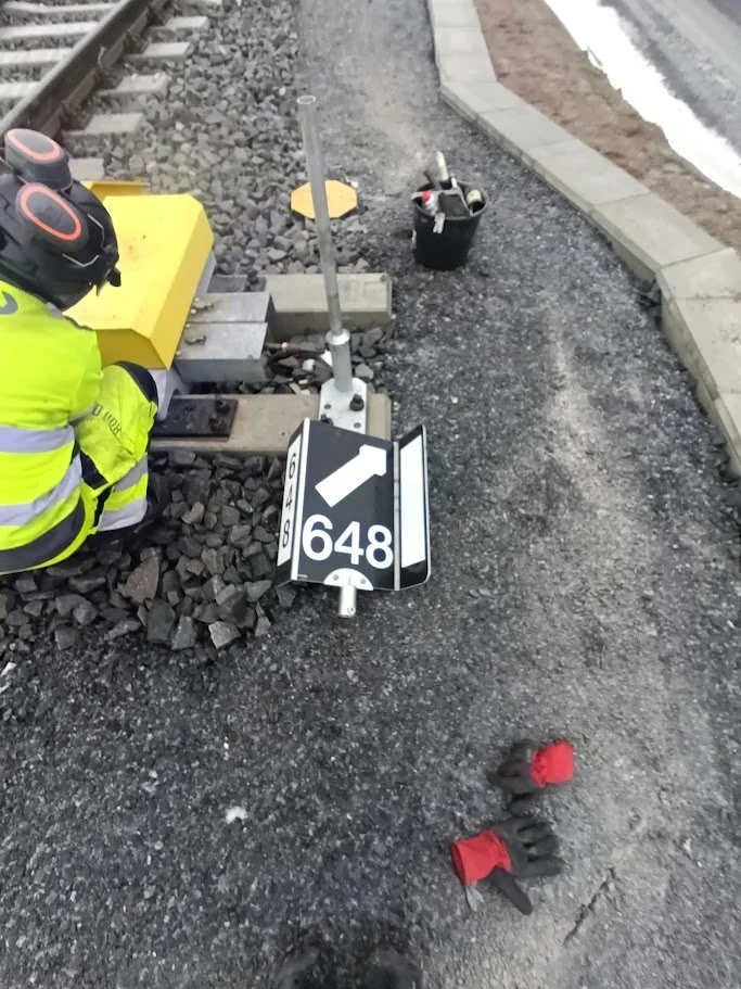 Ratatöiden asennusta Oulussa