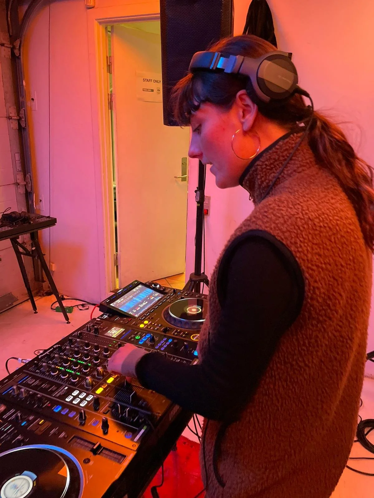 b8a43904-778e-4f14-a71d-fe9675c5a59e 2.JPG