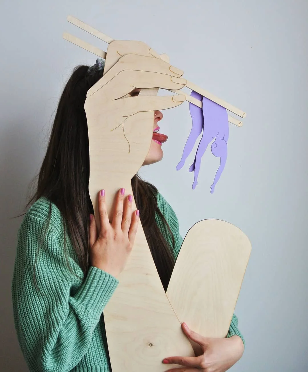 #wip
.
.
Thanks @studio.shinpuru for the photo. Making some large maneating arms
.
.
#sculpture #painting #woodenart #woodenpainting #acryliconwood #lasercut #pastel #colour