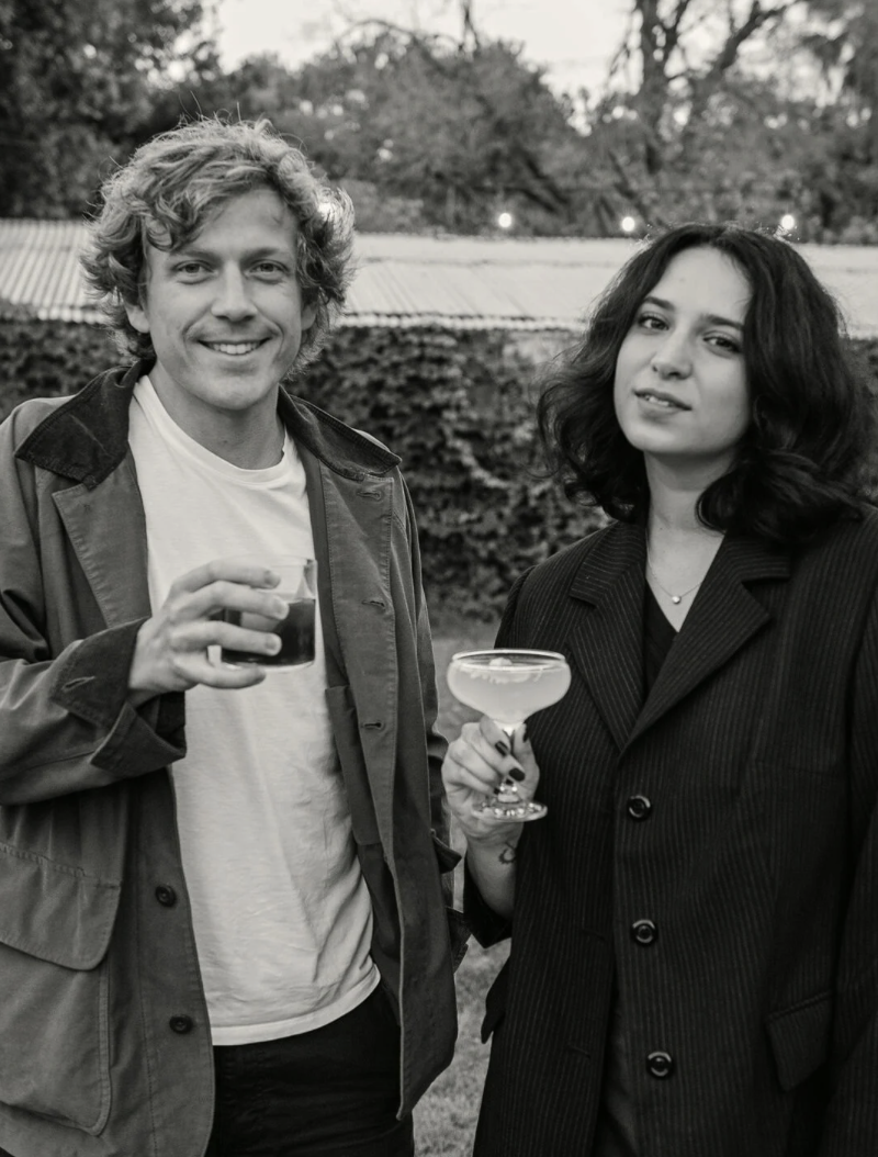 Fotografia lifestyle durante evento, storytelling visivo e comunicazione per brand contemporanei.